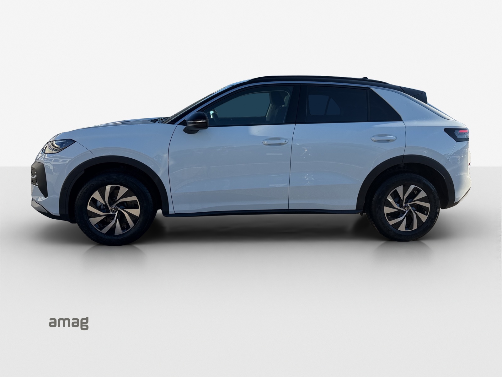 VW T-Roc 1.5 eTSI mHEV Life DSG-image-1