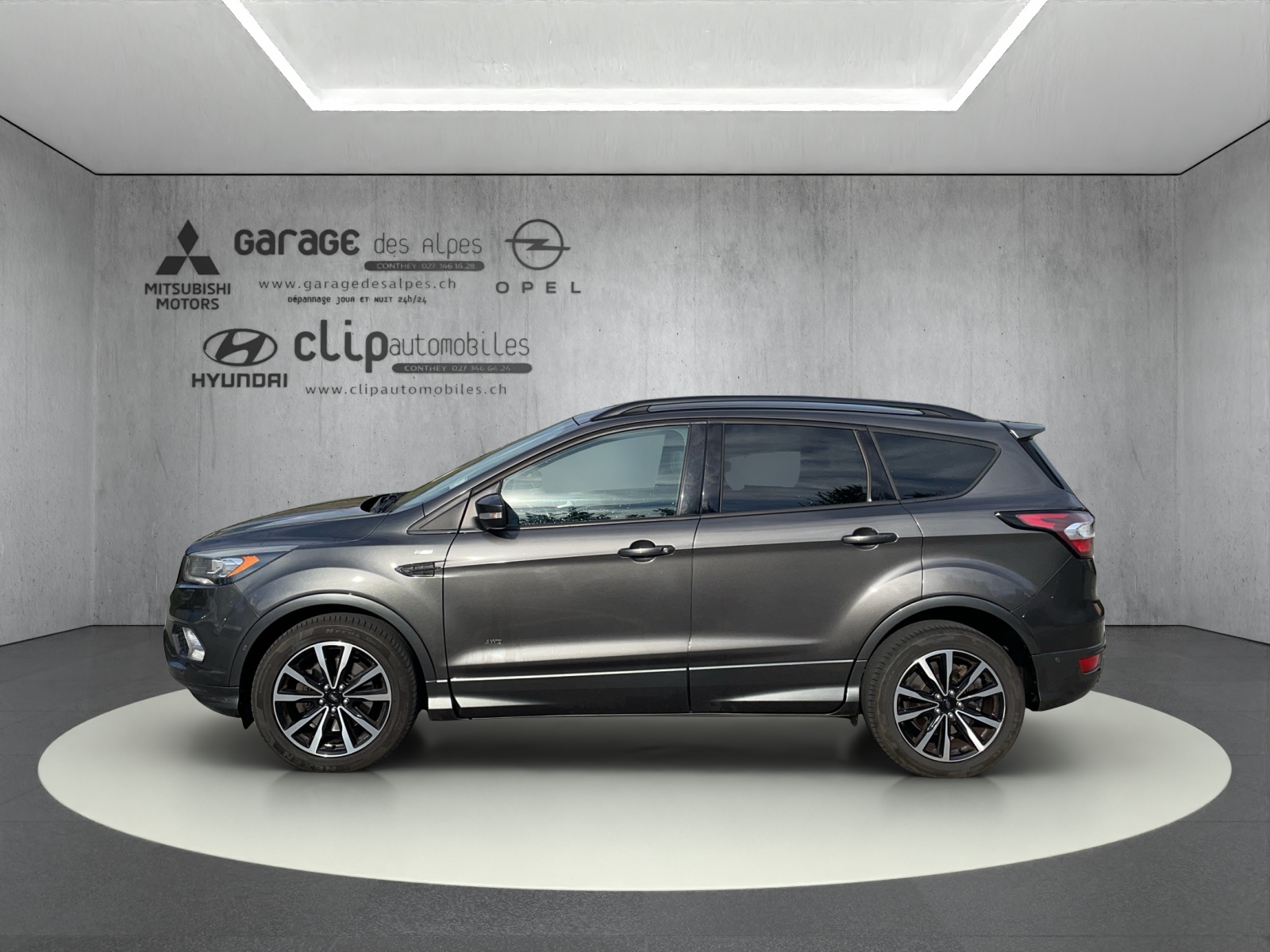 FORD Kuga 2.0 TDCi 180 ST-Line FPS-image-2