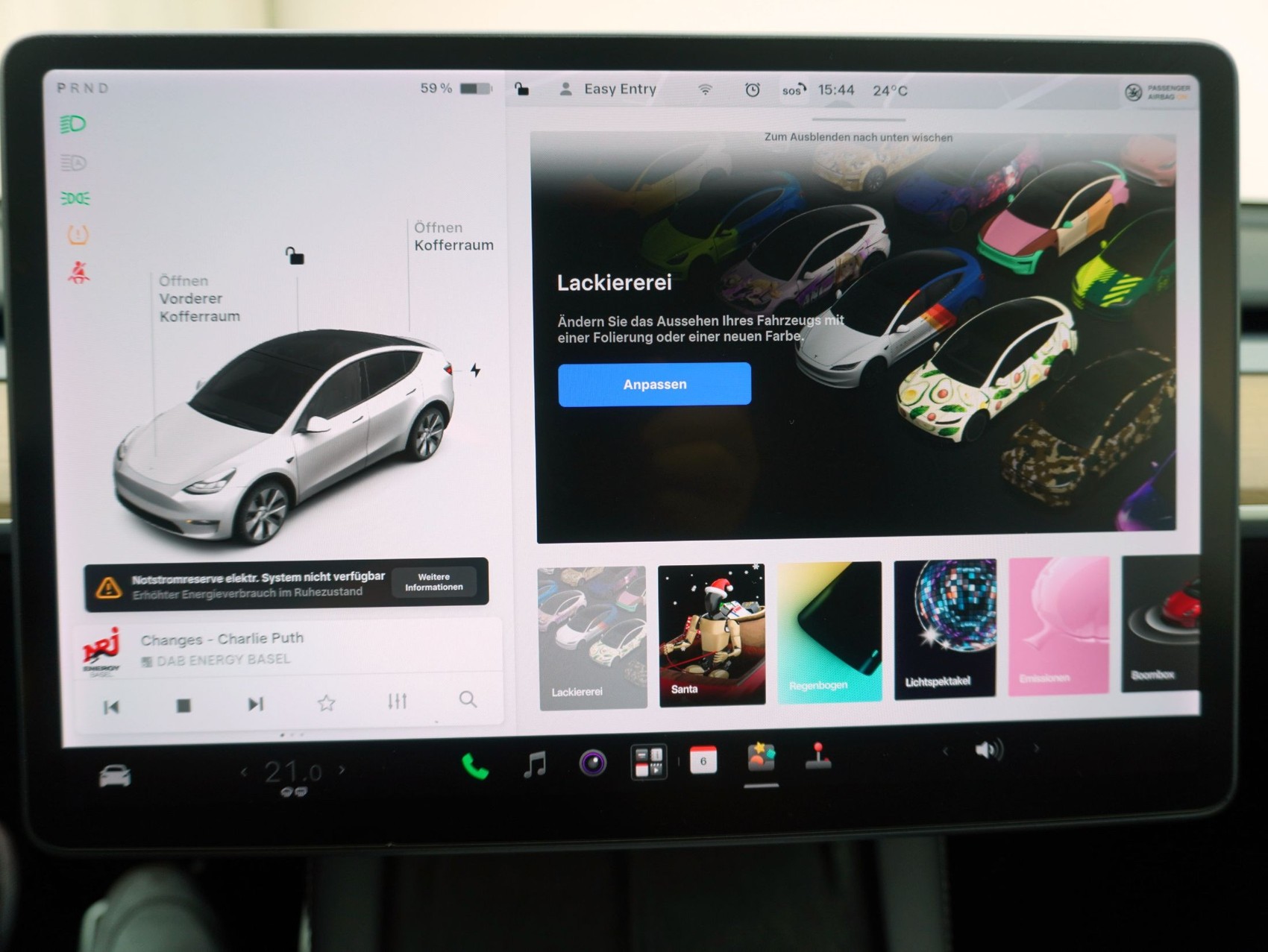 TESLA Model Y Long Range Dual AWD-image-23