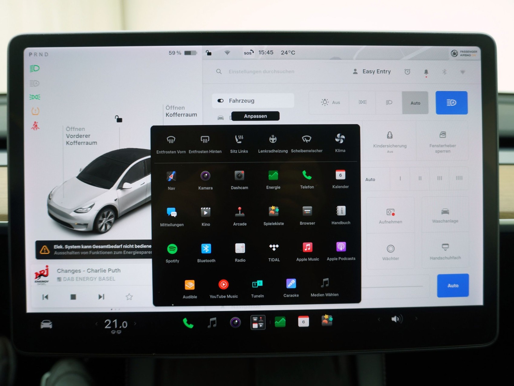 TESLA Model Y Long Range Dual AWD-image-24