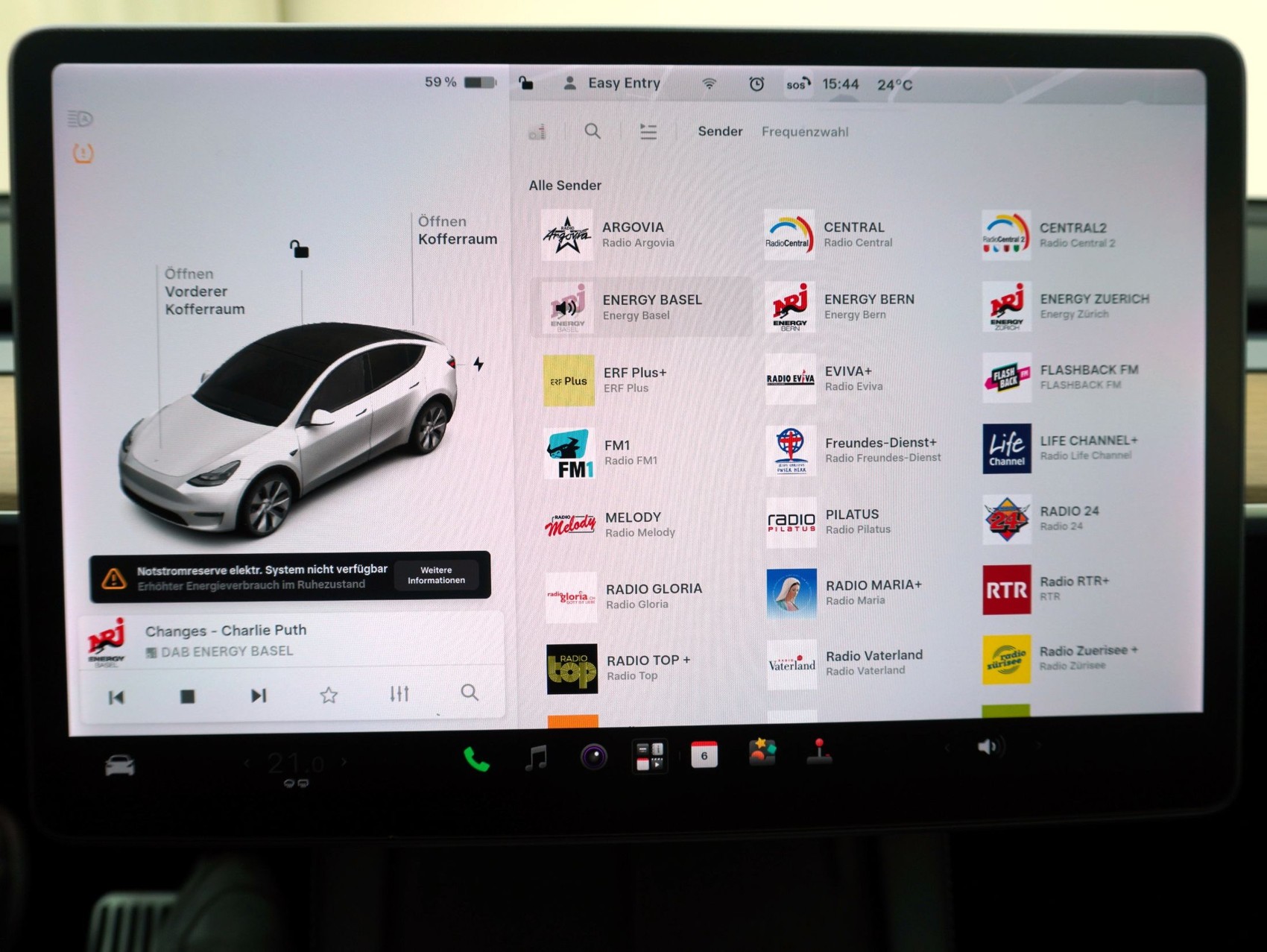 TESLA Model Y Long Range Dual AWD-image-20