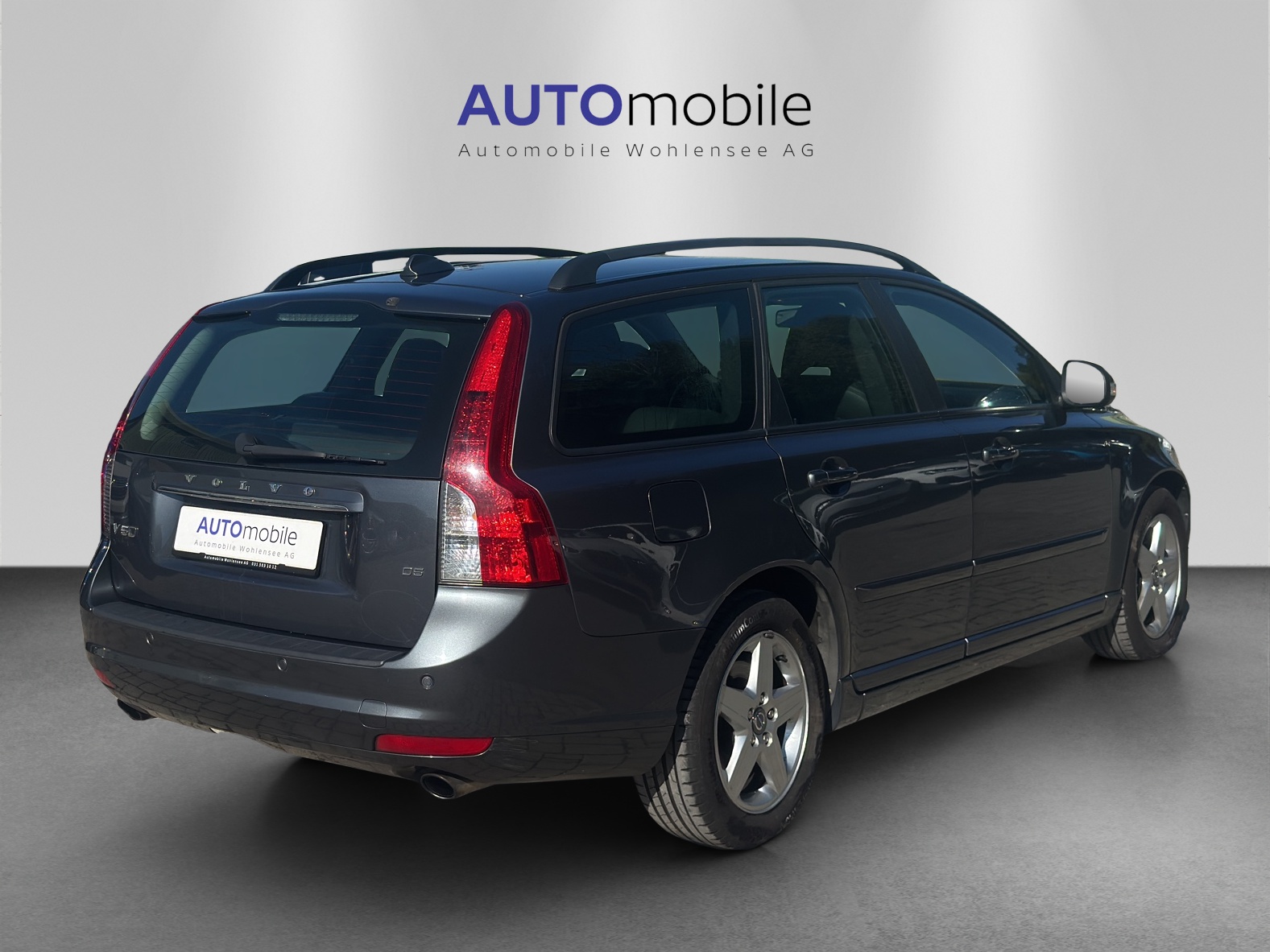 VOLVO V50 D5 Summum Geartronic-image-4