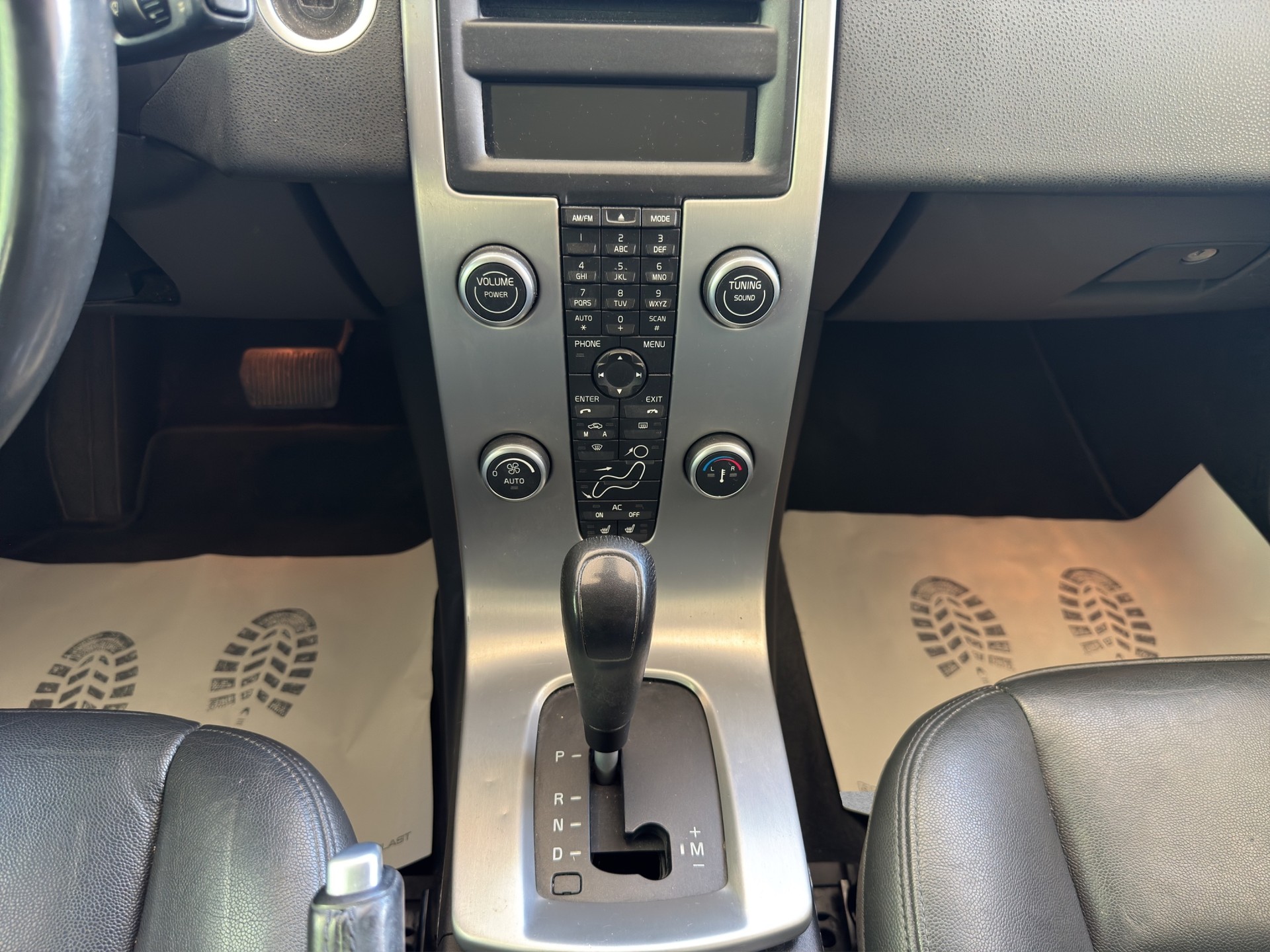 VOLVO V50 D5 Summum Geartronic-image-10