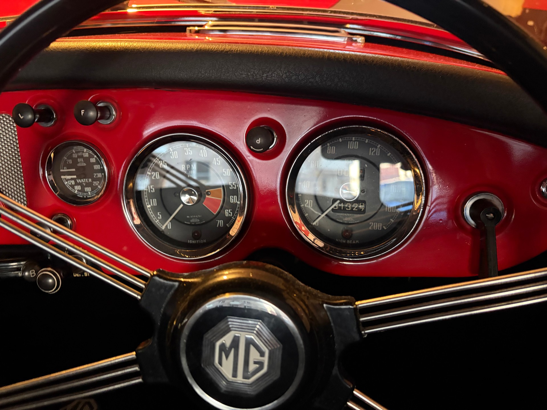 MG MGA-image-12