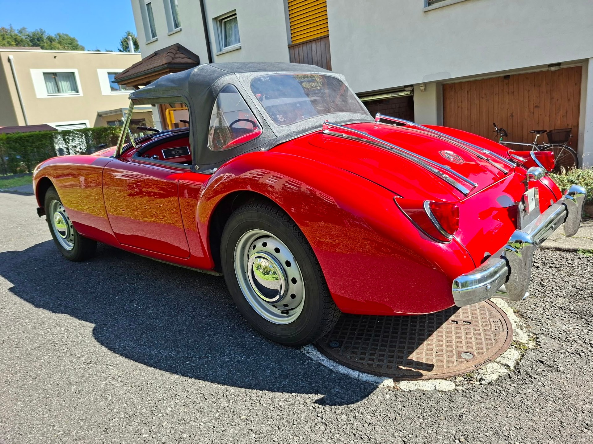 MG MGA-image-3