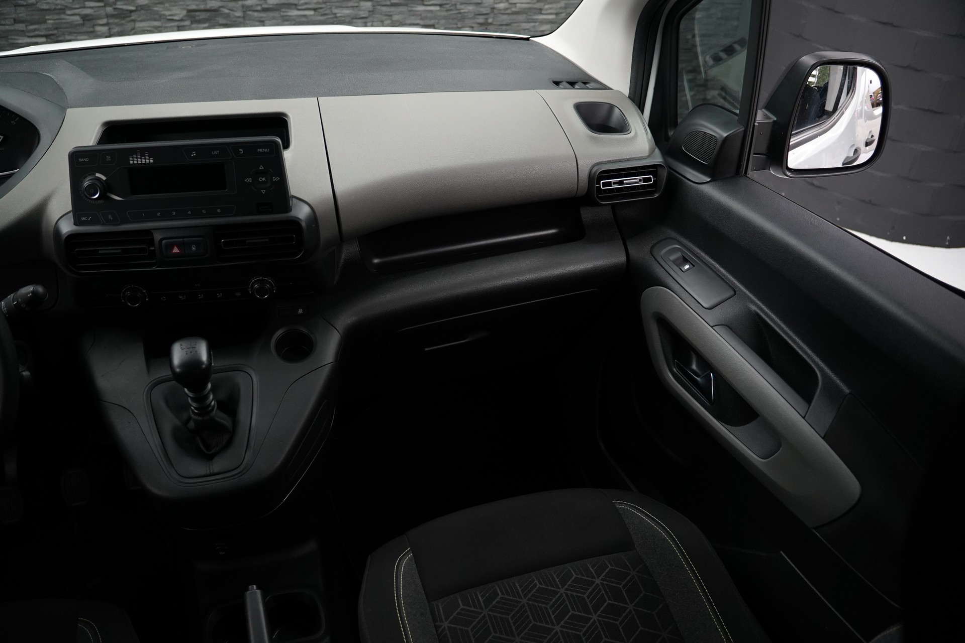 PEUGEOT Rifter Long 1.2 PureTech Active-image-18