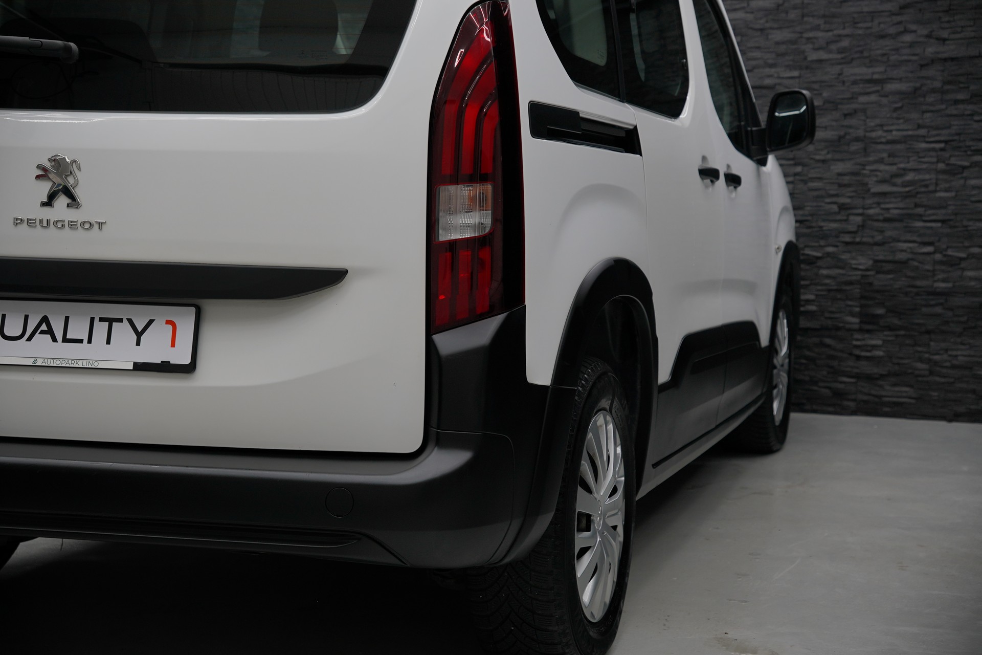 PEUGEOT Rifter Long 1.2 PureTech Active-image-7