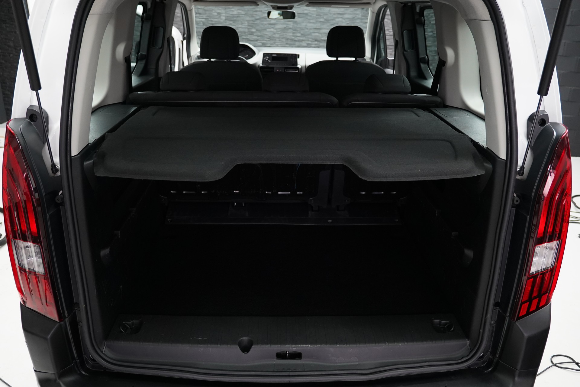 PEUGEOT Rifter Long 1.2 PureTech Active-image-31