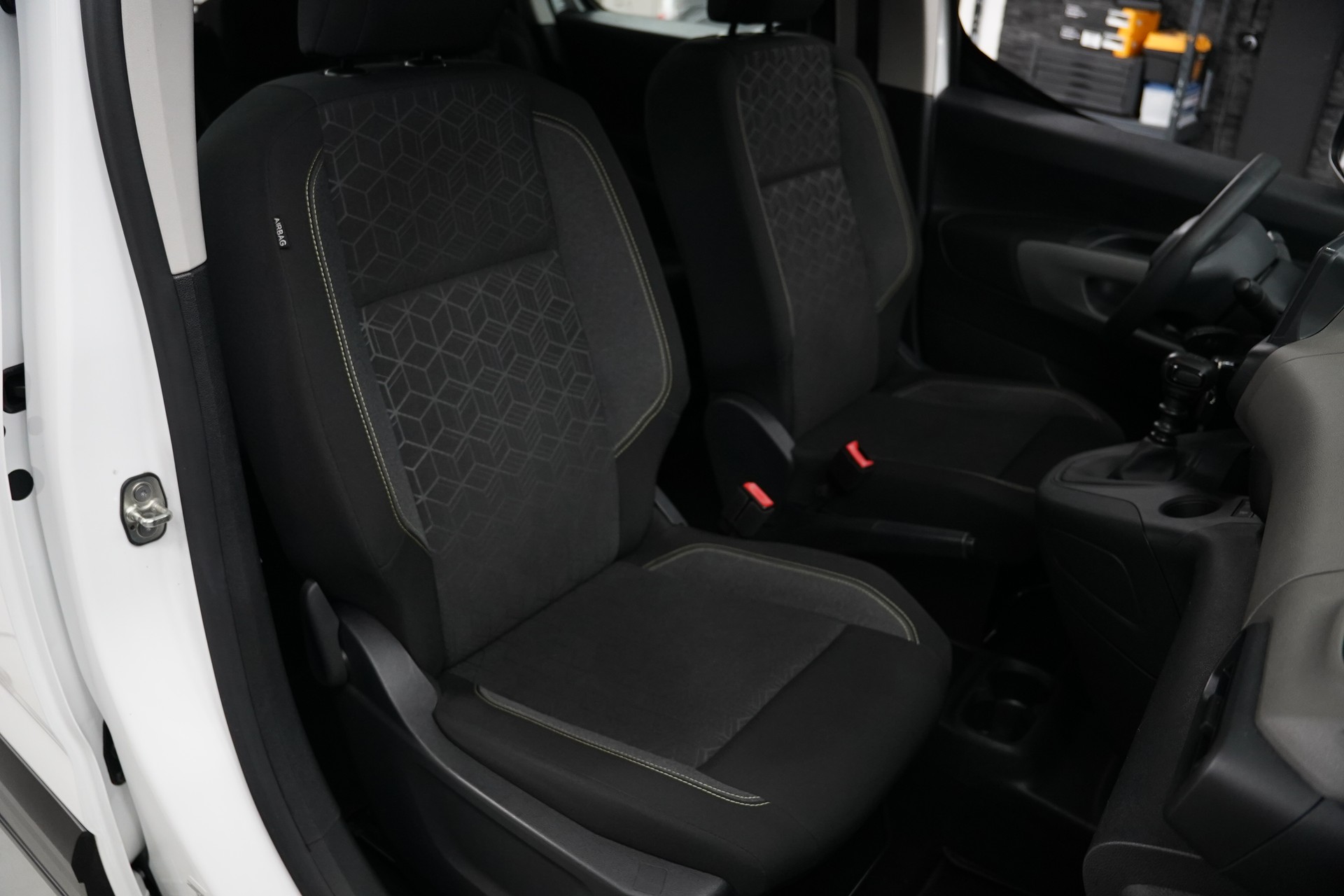 PEUGEOT Rifter Long 1.2 PureTech Active-image-14