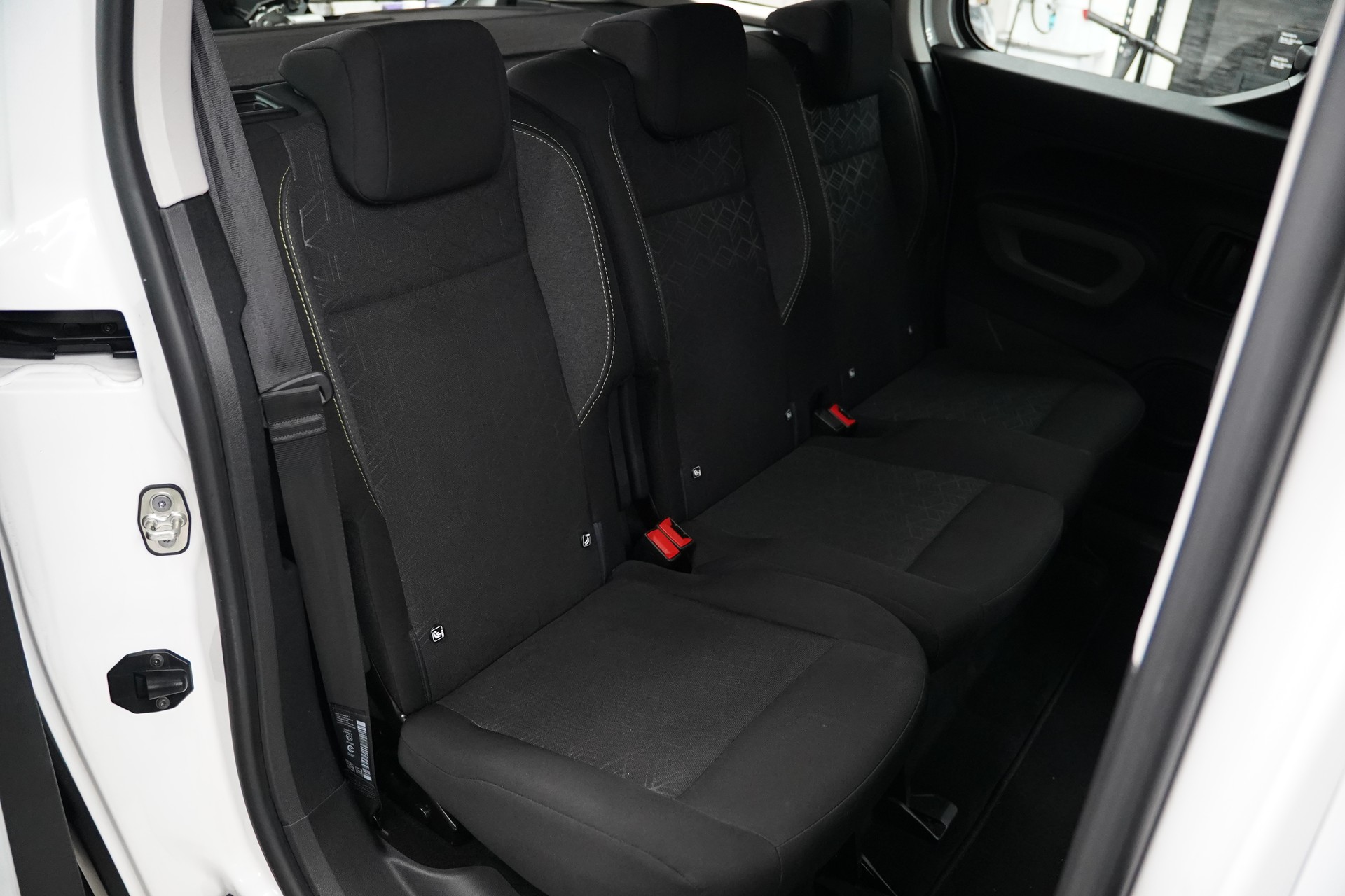 PEUGEOT Rifter Long 1.2 PureTech Active-image-16
