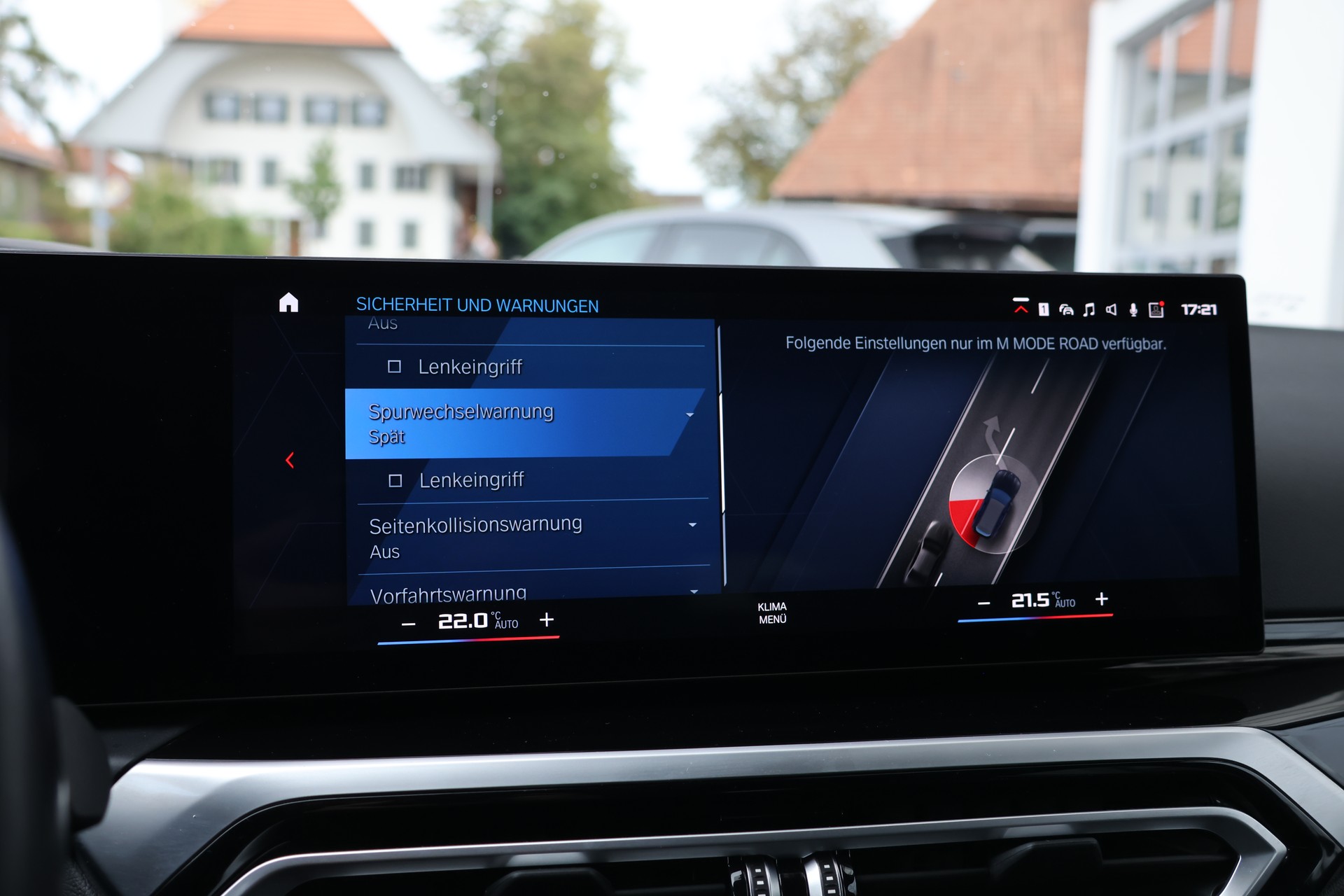 BMW M3 Touring xDrive Competition M-image-27