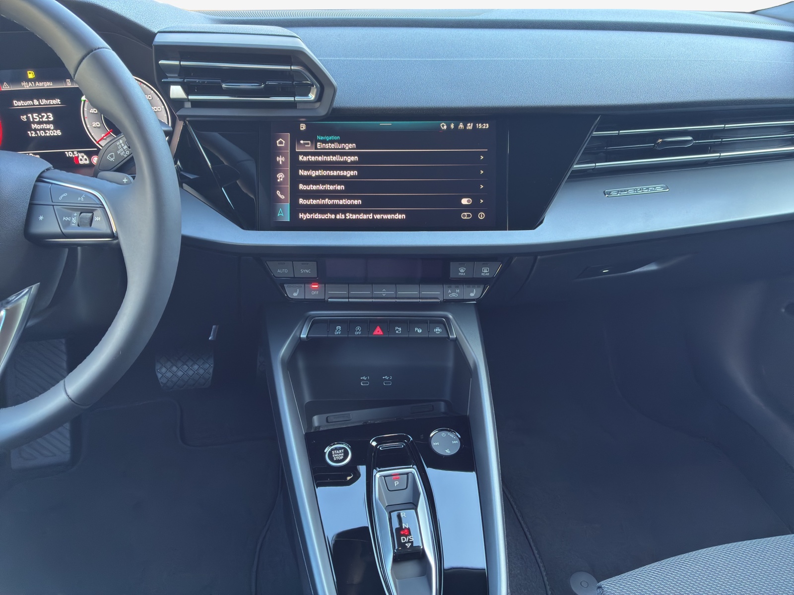 AUDI A3 Sportback TFSI 150 kW quattro S line S tronic-image-10