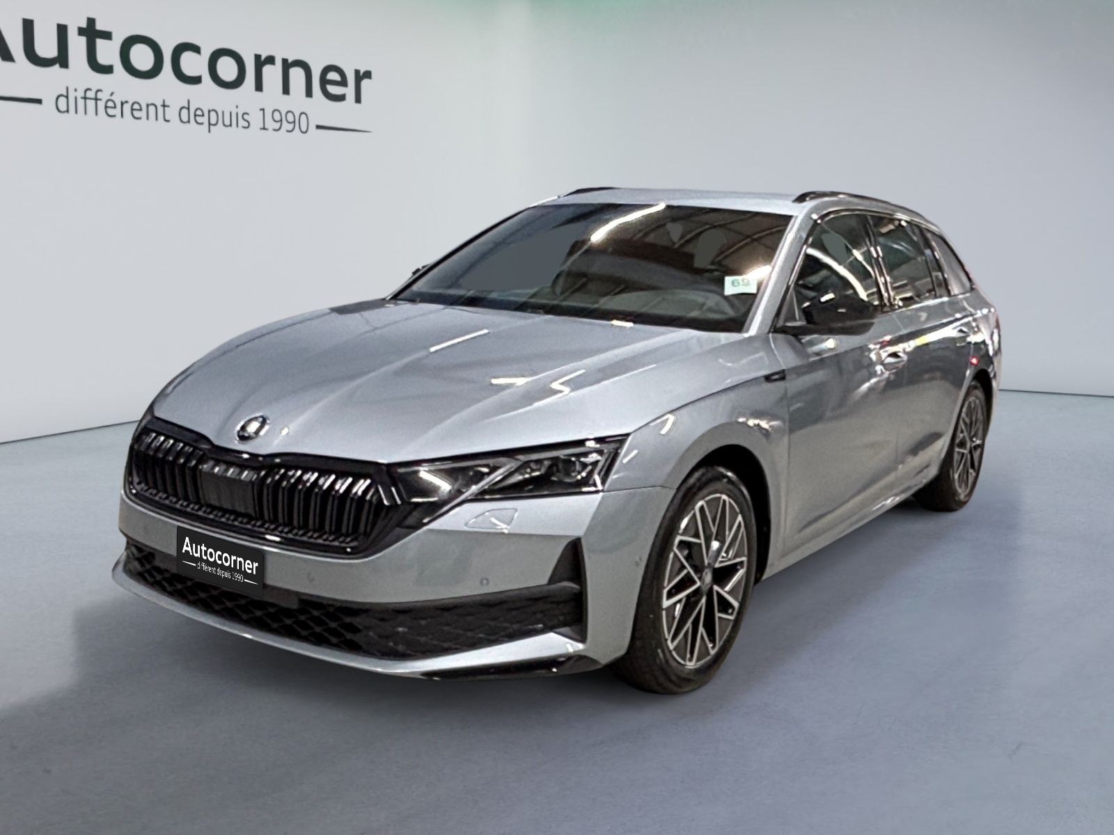 SKODA Octavia Combi 1.5 TSI mHEV DSG Dynamic-image-0