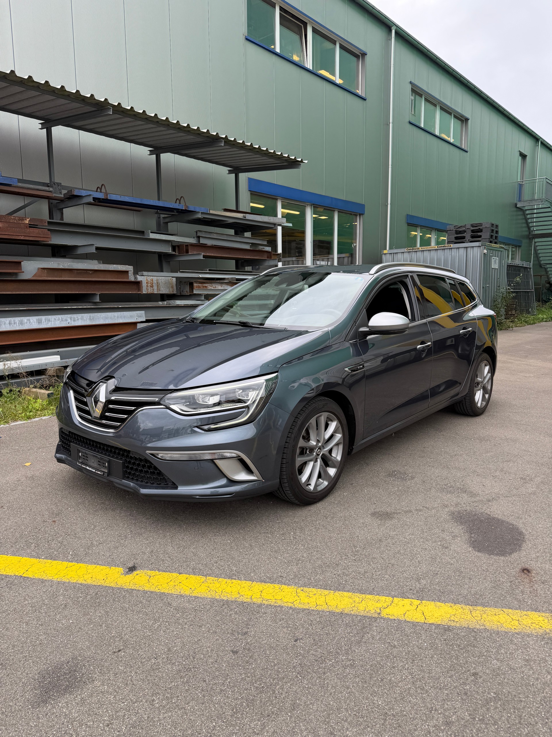 RENAULT Mégane Grandtour 1.3 16V Turbo GT Line EDC-image-2