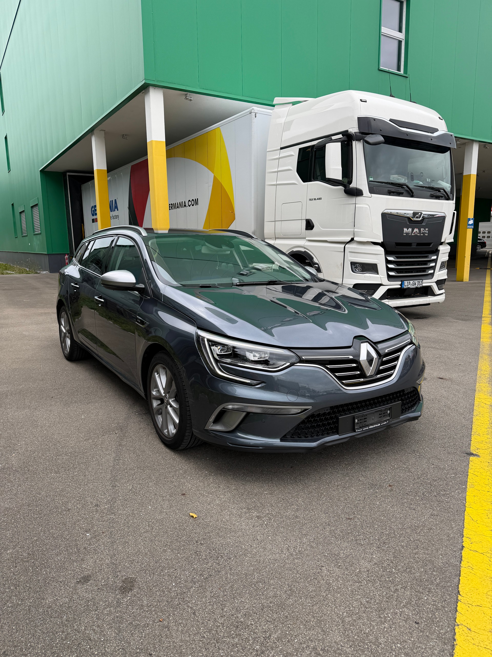 RENAULT Mégane Grandtour 1.3 16V Turbo GT Line EDC-image-0