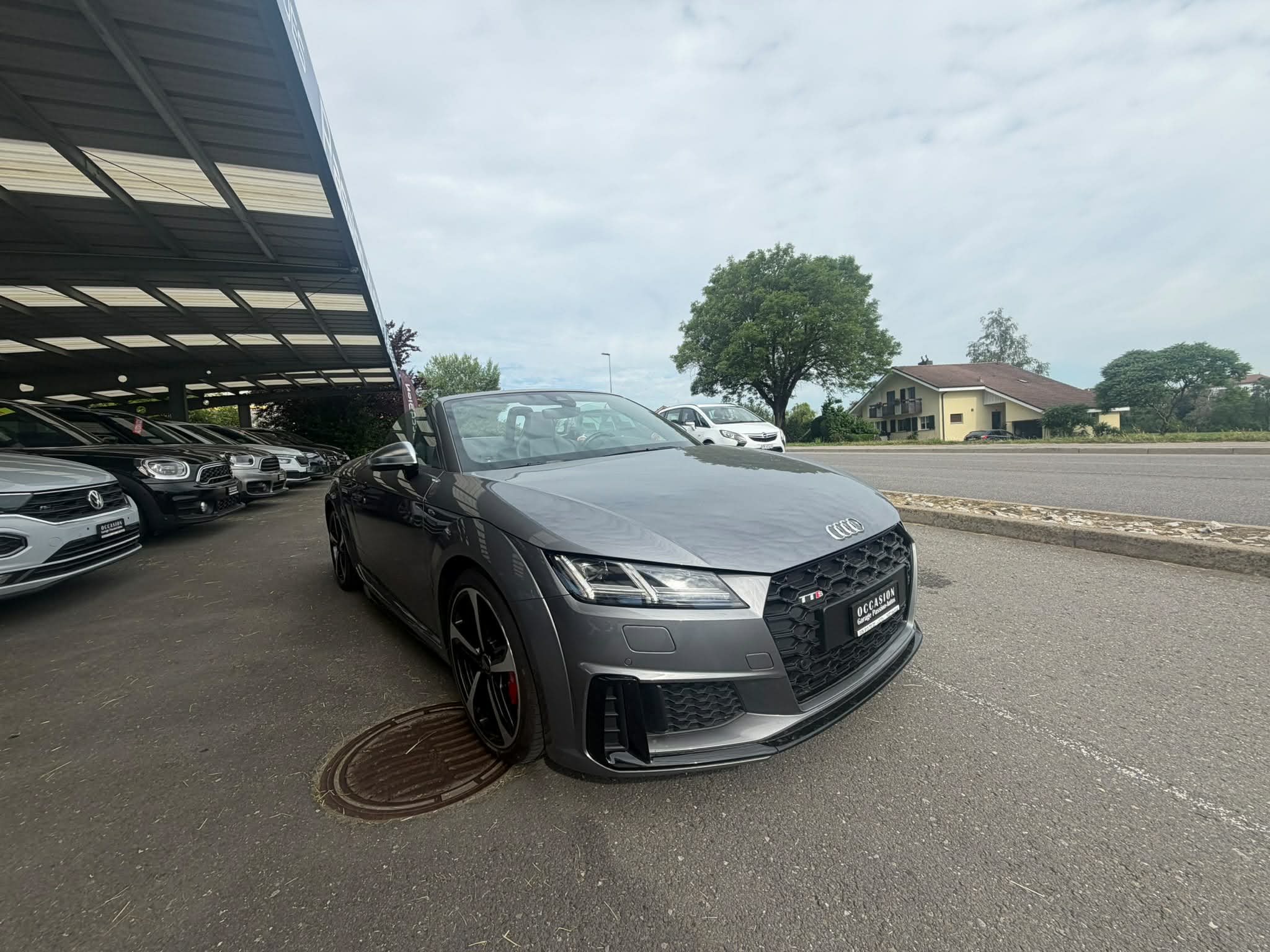 Car photo