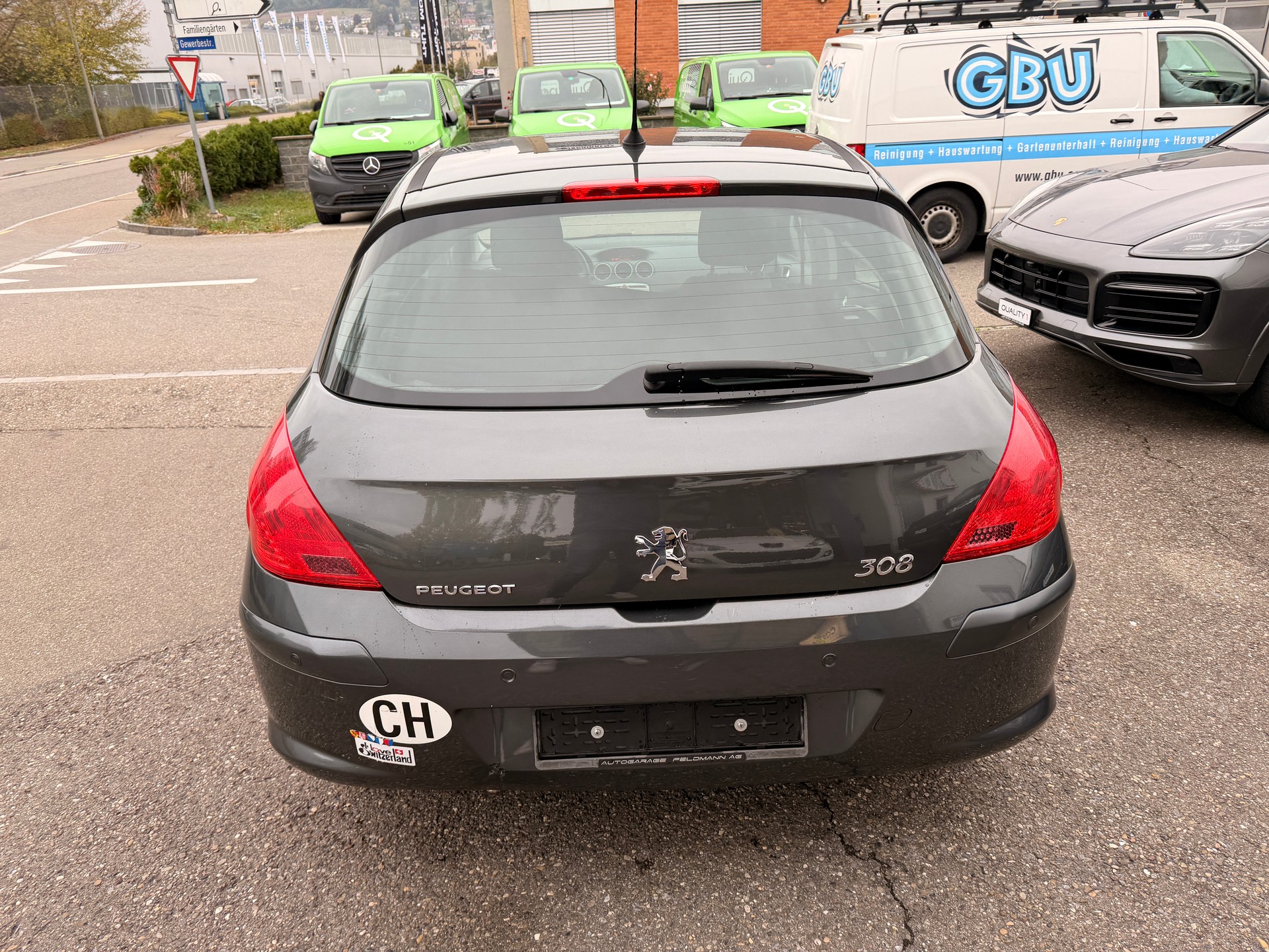 PEUGEOT 308 1.6 16V VTI Lion Edition Automatic-image-2