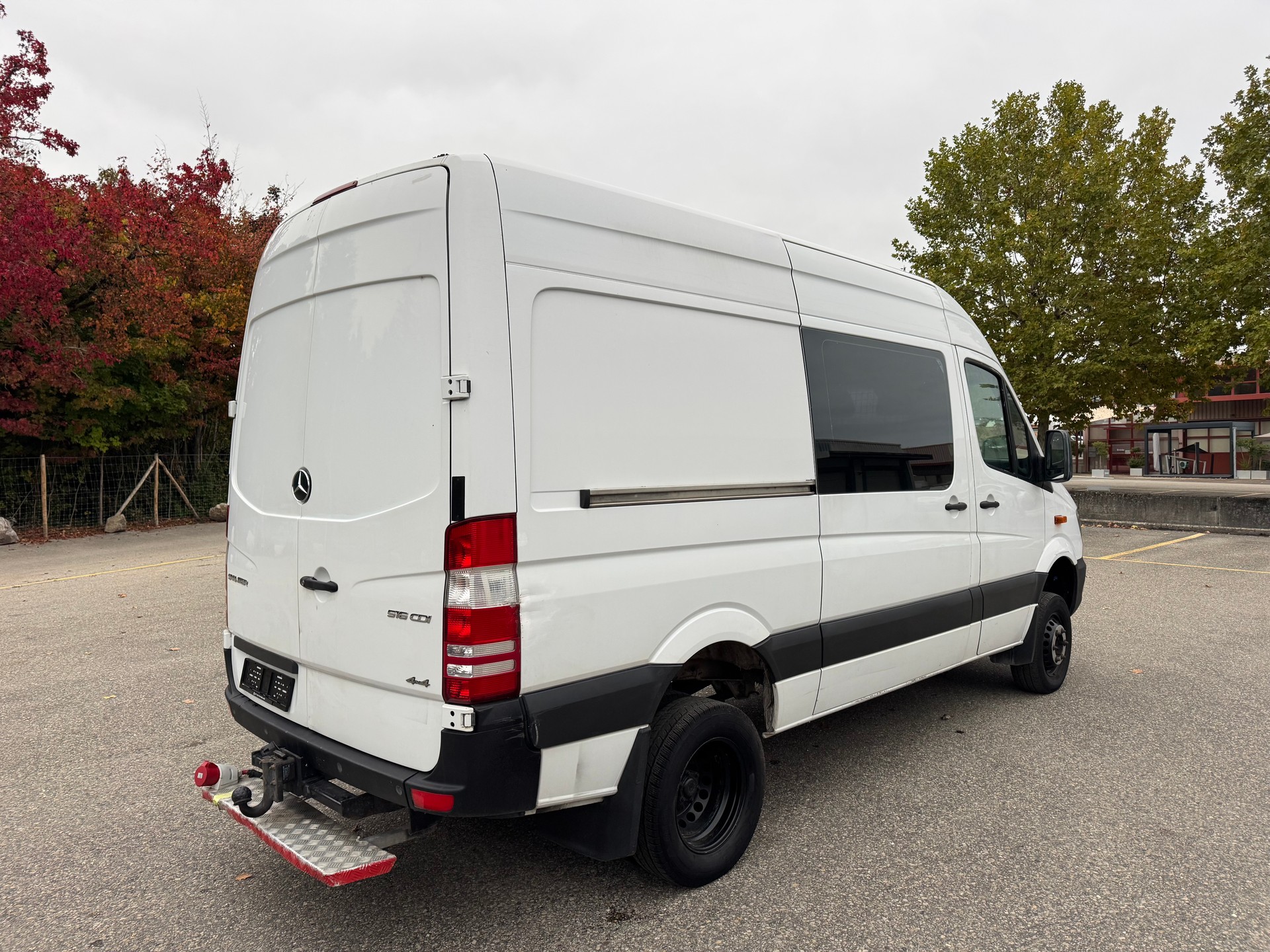 MERCEDES-BENZ Sprinter 516 CDI Standard 4x4 Automat-image-6