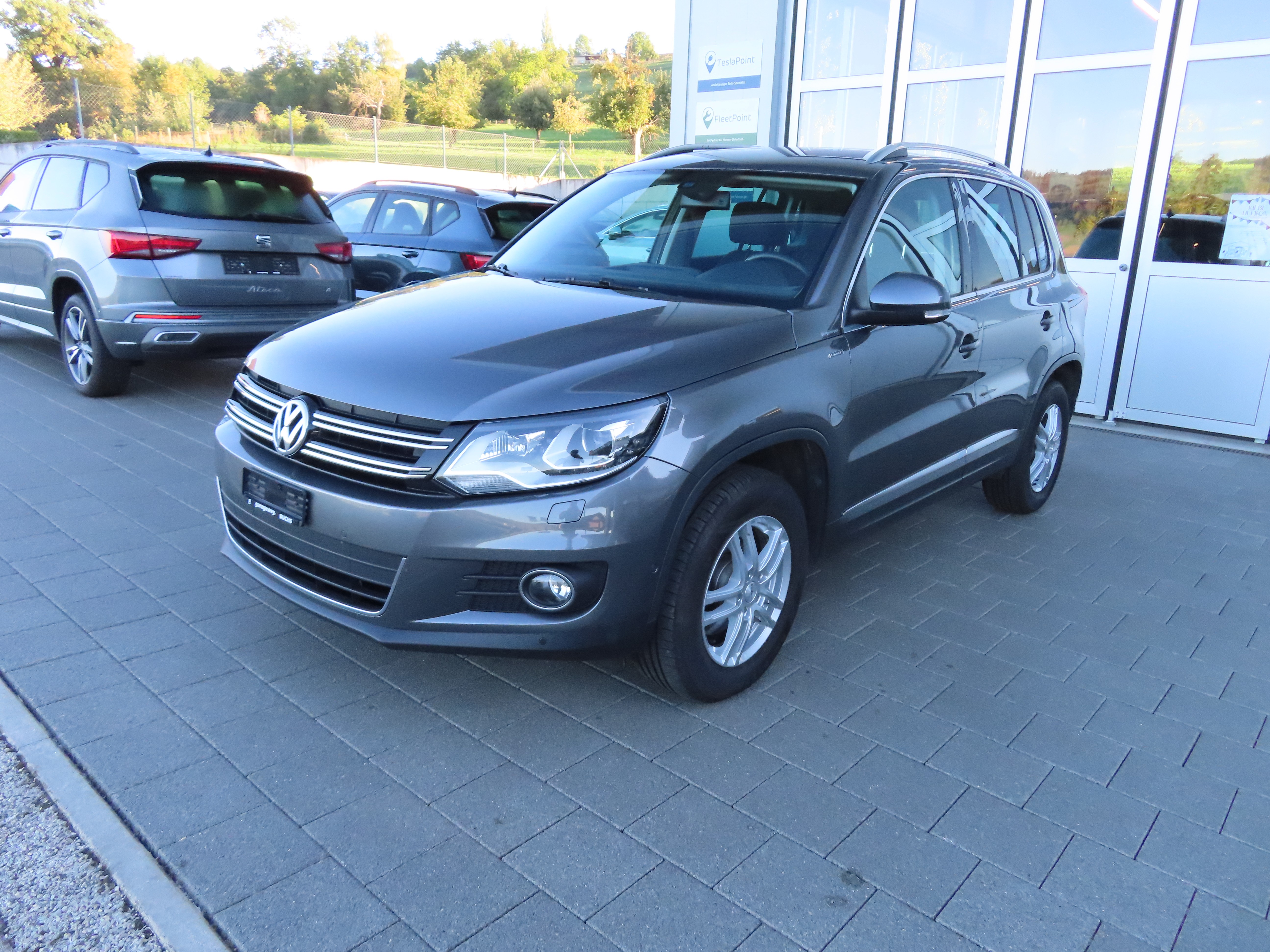Car photo