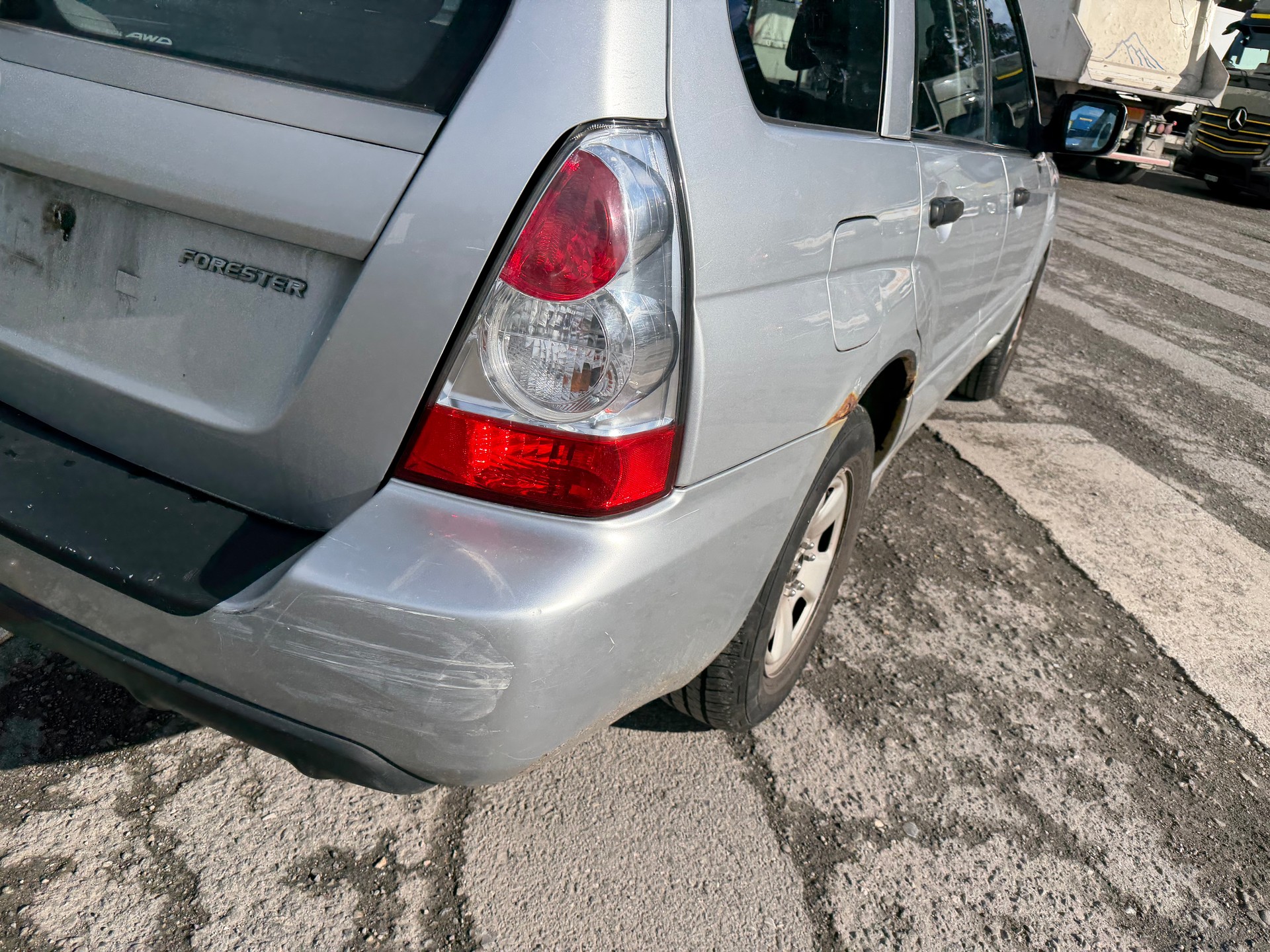 SUBARU Forester 2.0X (Swiss)-image-11
