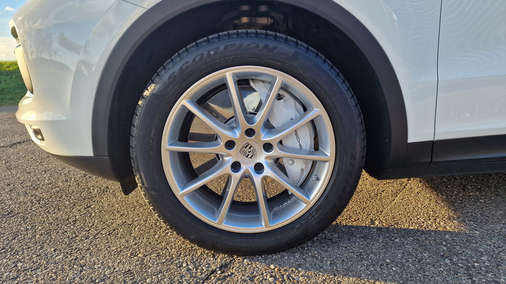 PORSCHE Cayenne S-image-7