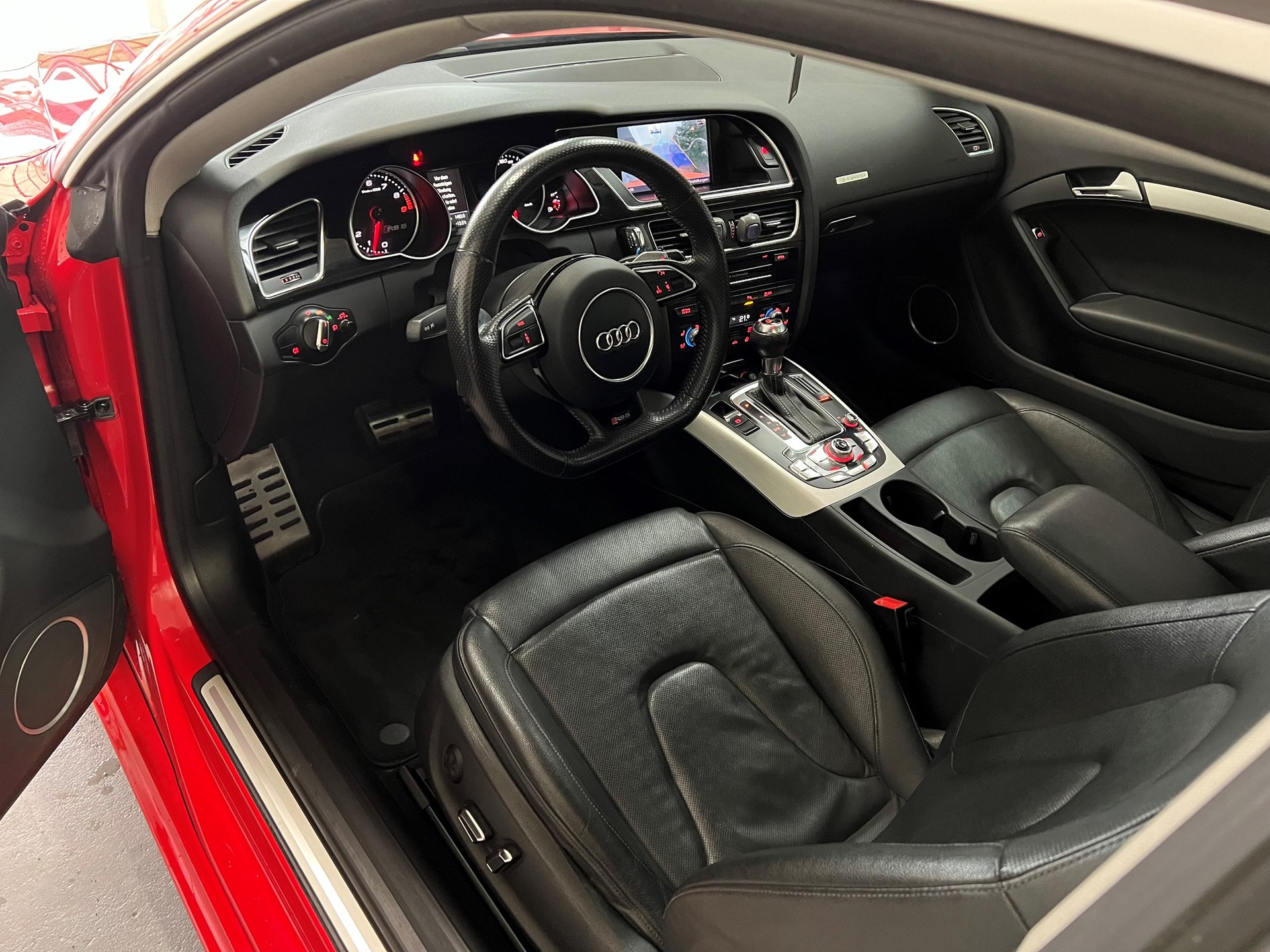 AUDI RS5 Coupé 4.2 FSI quattro S-tronic-image-4
