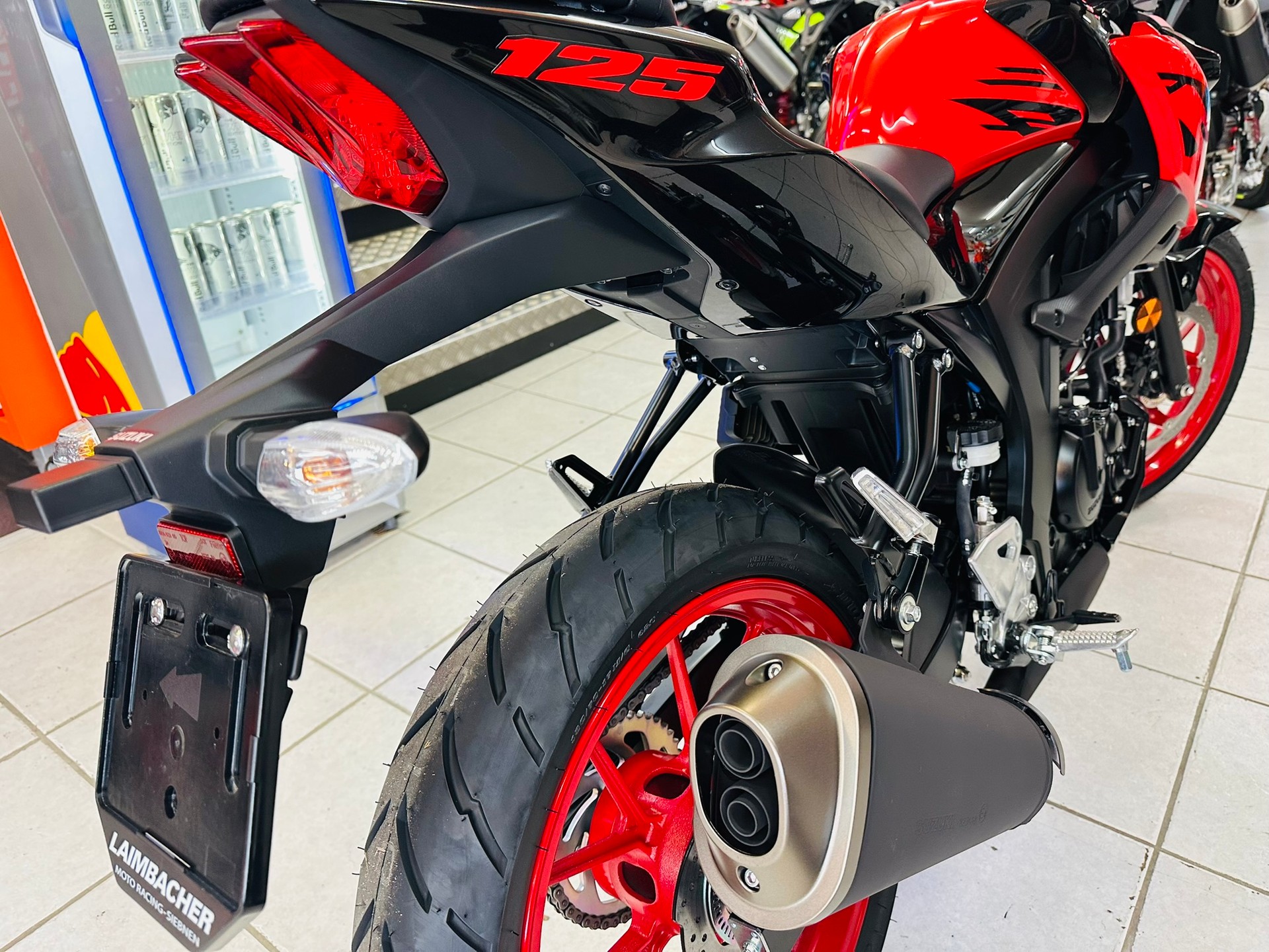SUZUKI GSX-S 125-image-4