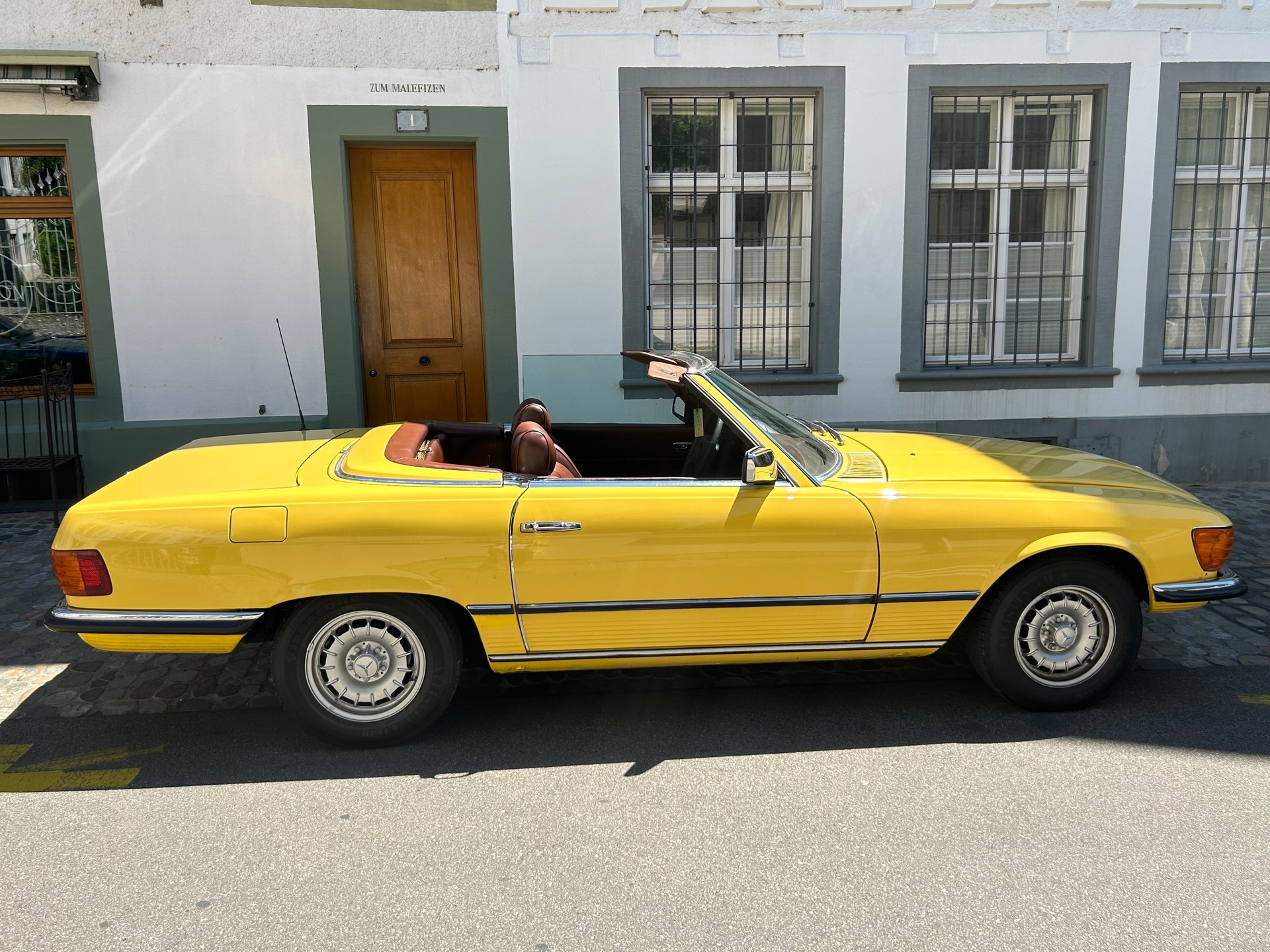 MERCEDES-BENZ SL 280 R 107-image-1
