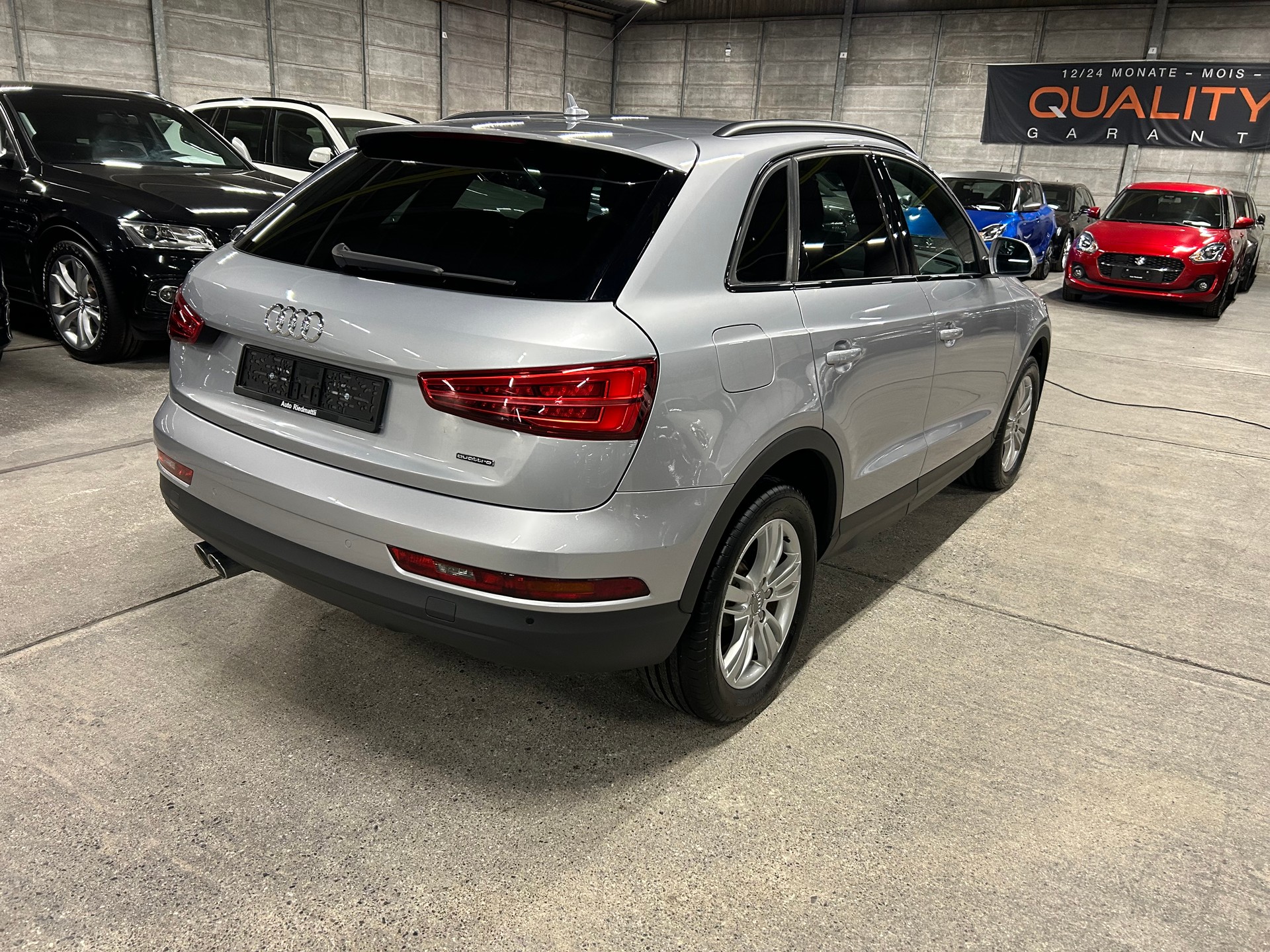 AUDI Q3 2.0 TDI quattro S-tronic-image-4