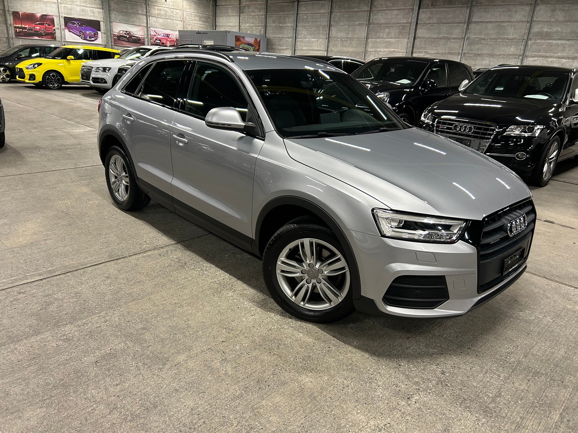 AUDI Q3 2.0 TDI quattro S-tronic-image-0