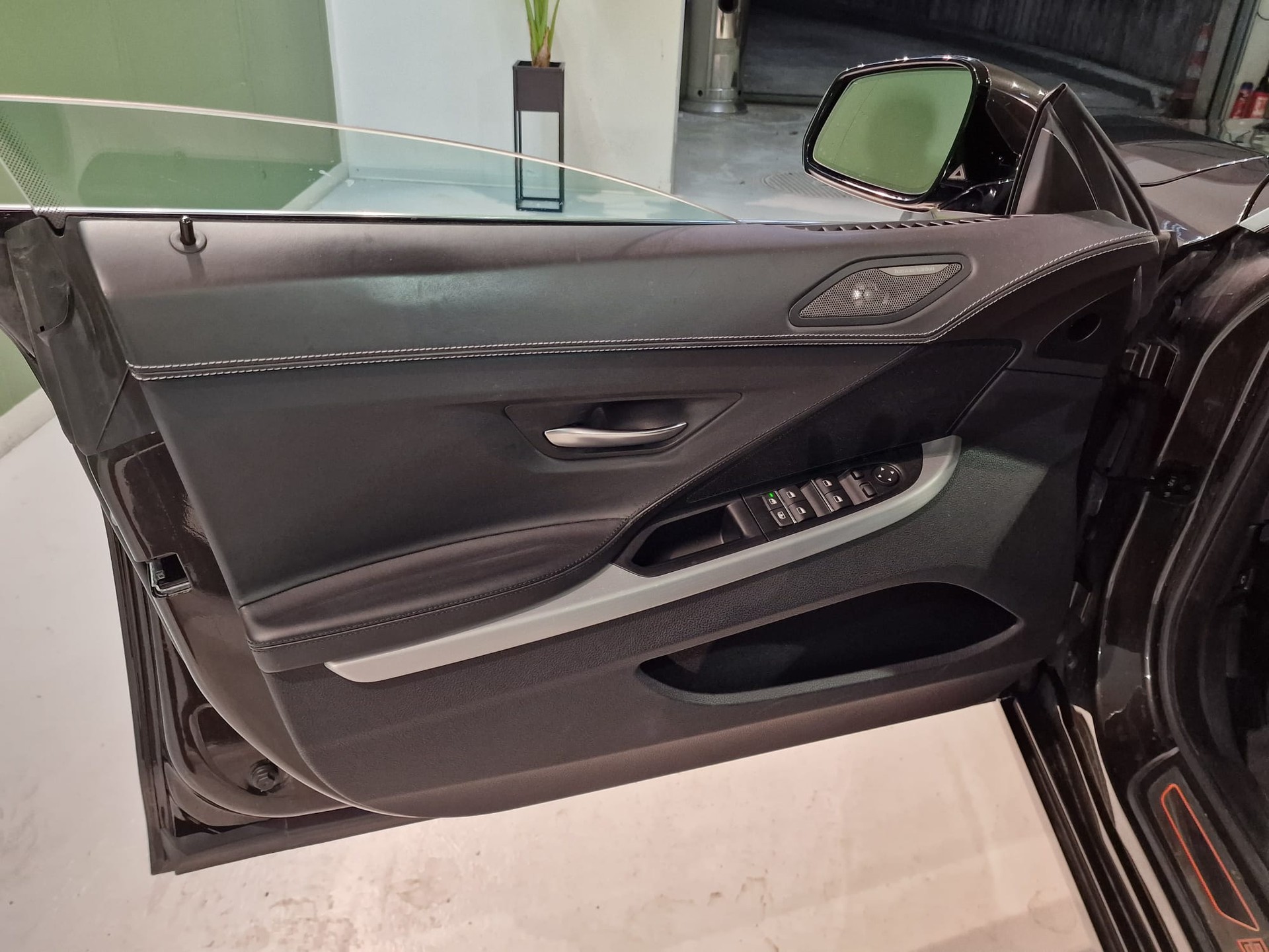 BMW 650i Gran Coupé xDrive-image-6
