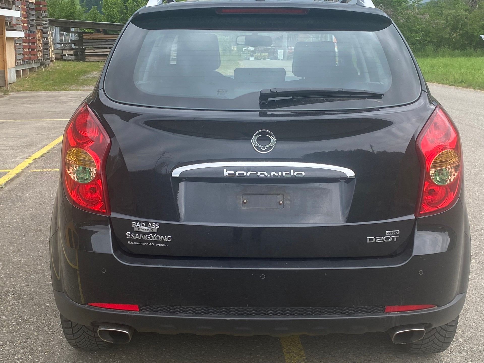 KGM-SsangYong Korando 2.0 e-XDI White Edition 4WD Automatic-image-2