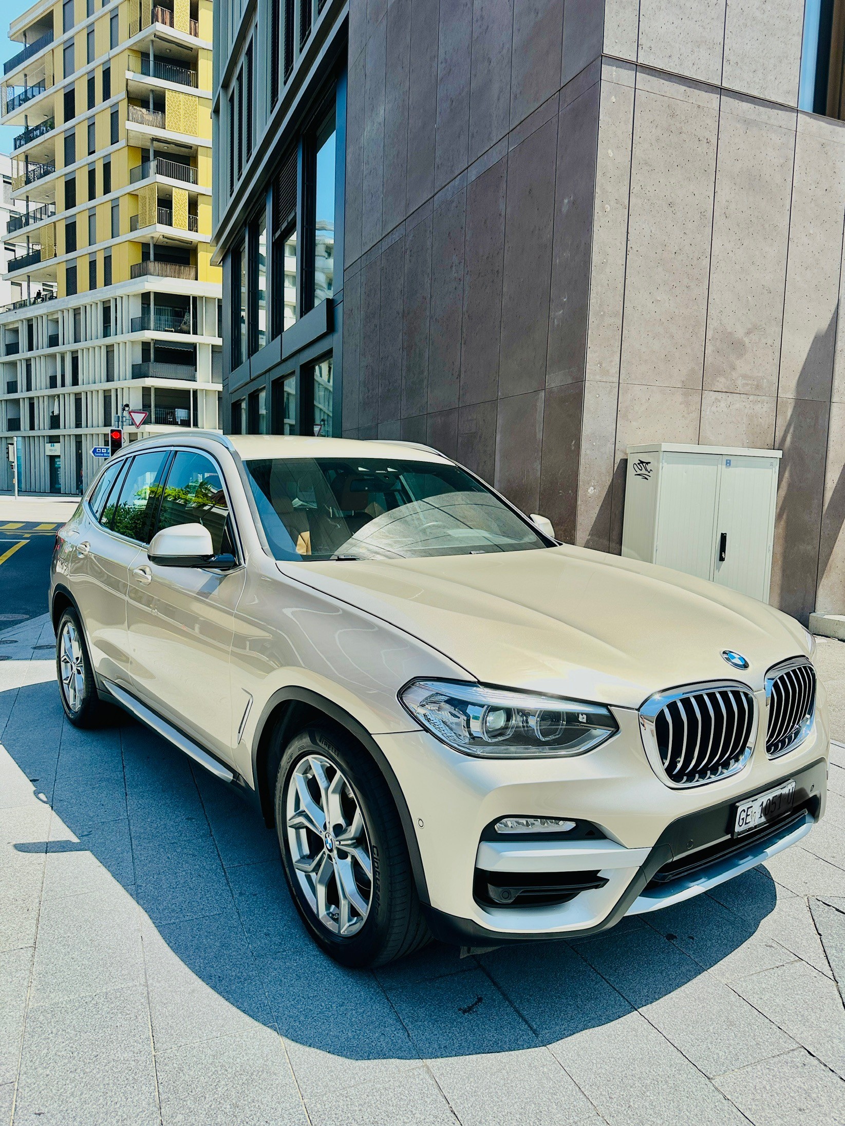 BMW X3 xDrive 20i Individual xLine Steptronic-image-2