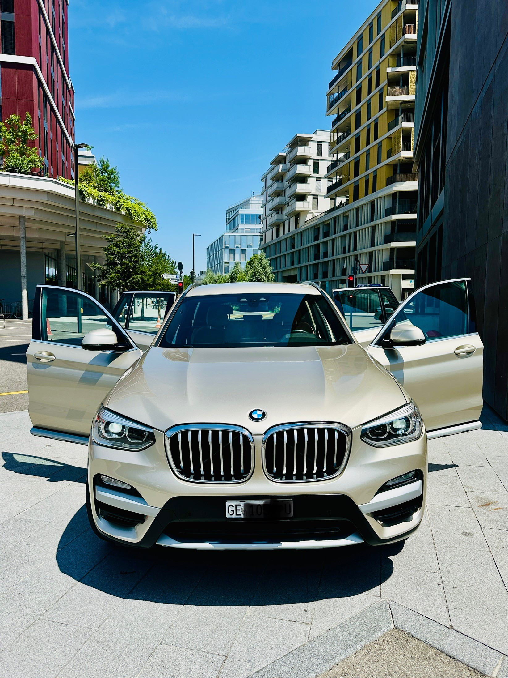 BMW X3 xDrive 20i Individual xLine Steptronic-image-0