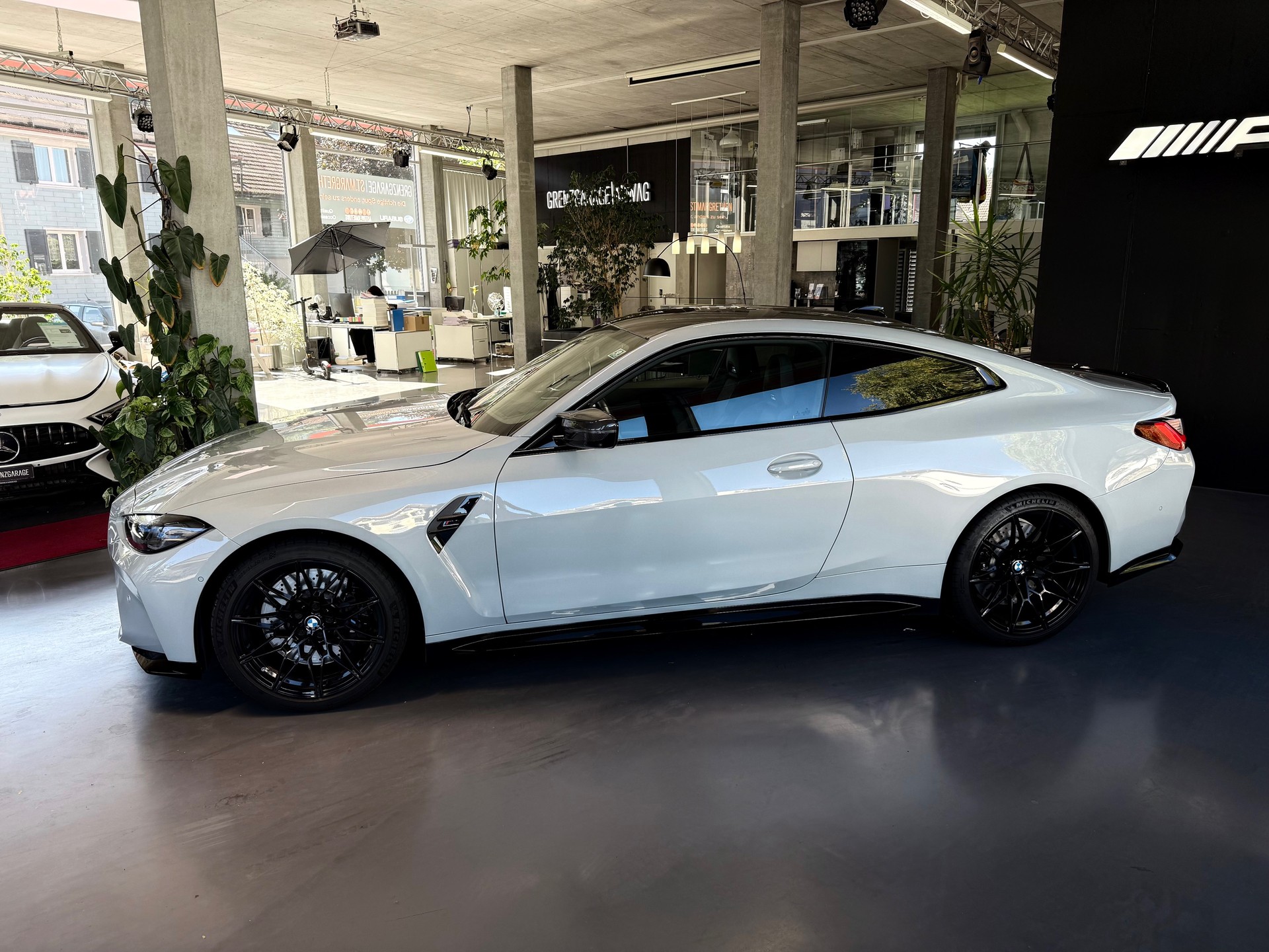 BMW M4 Coupé Competition xDrive-image-3
