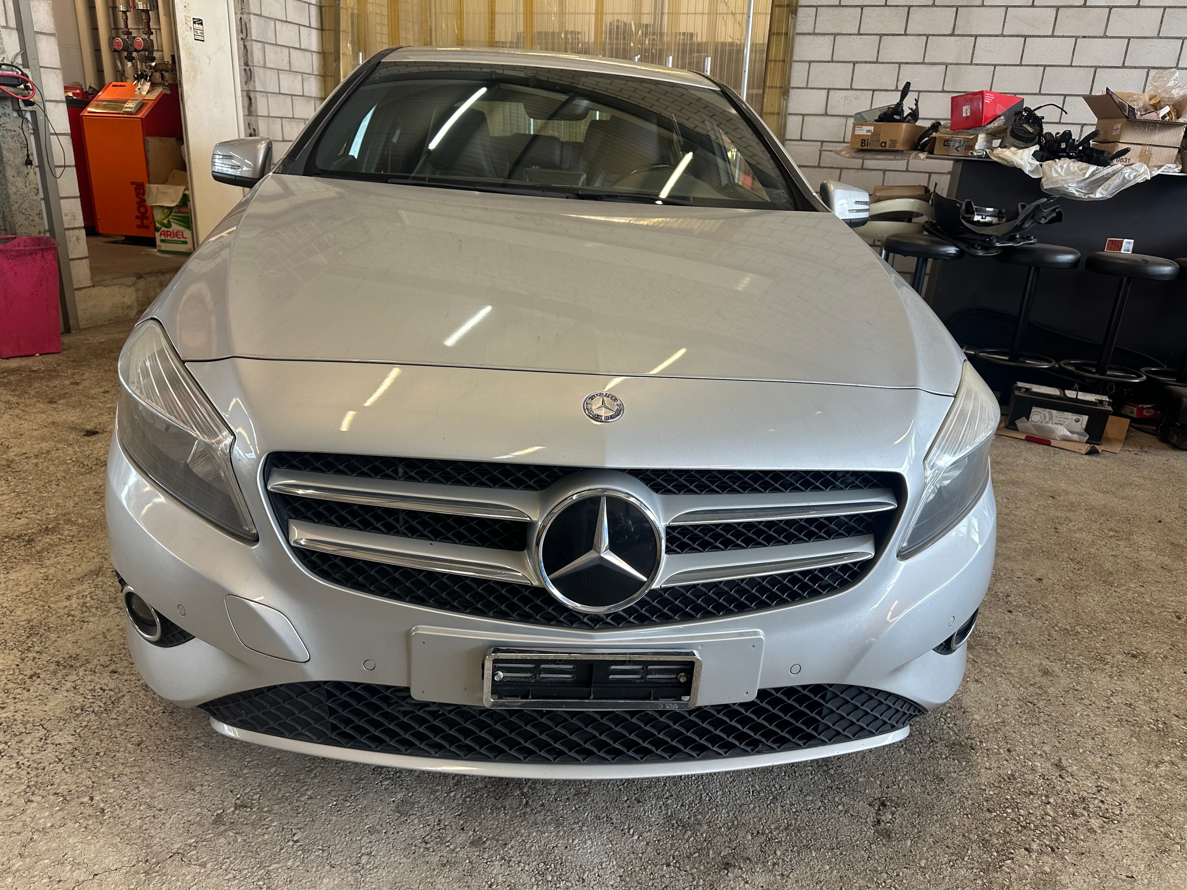 MERCEDES-BENZ A 180 Style — slika 3