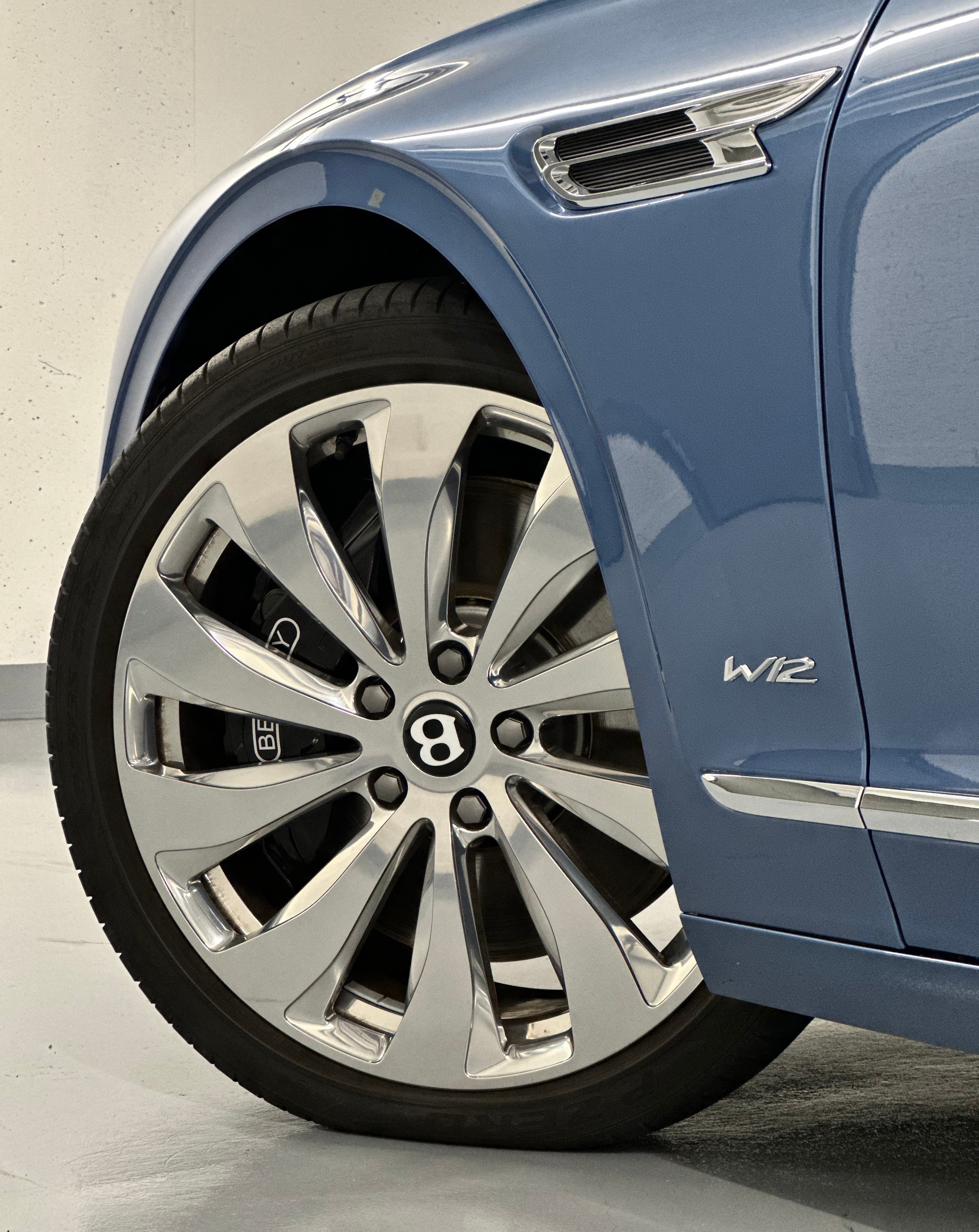 Image BENTLEY FLYING-SPUR Flying Spur W12 6.0