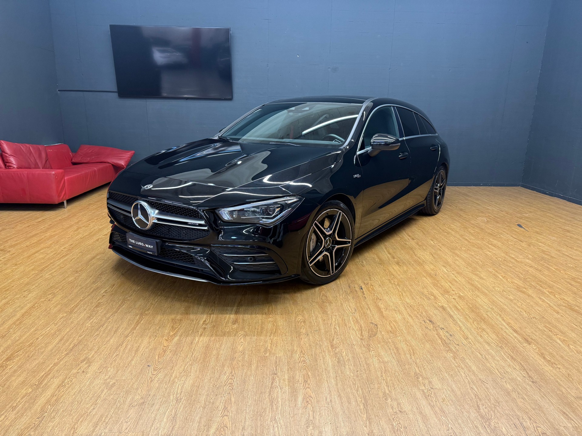 MERCEDES-BENZ CLA 35 4M - SB - AMG / Rückfahrkamera / Panorama-Dach / Multibeam LED-image-0