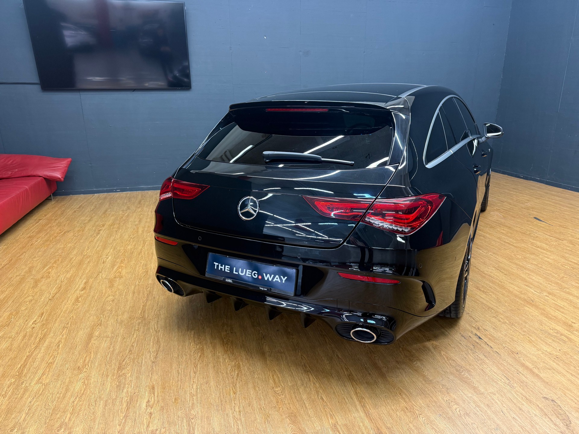 MERCEDES-BENZ CLA 35 4M - SB - AMG / Rückfahrkamera / Panorama-Dach / Multibeam LED-image-7