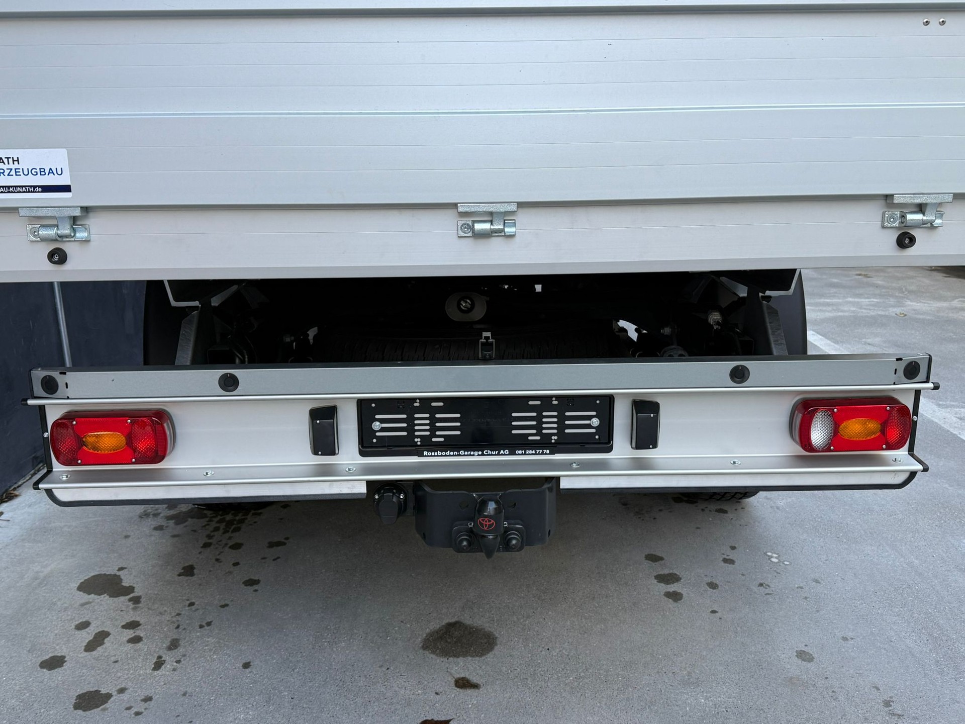 TOYOTA Hilux 2.4d Style Double Cab 4x4 A-image-6