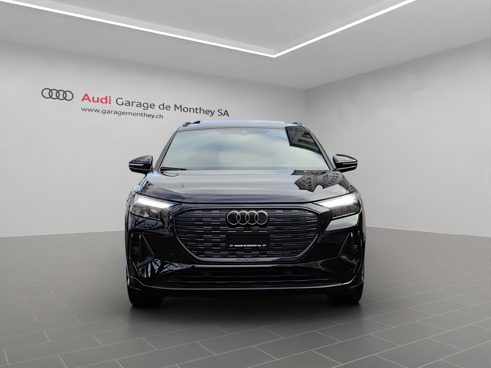 AUDI Q4 e-tron 50 quattro-image-6