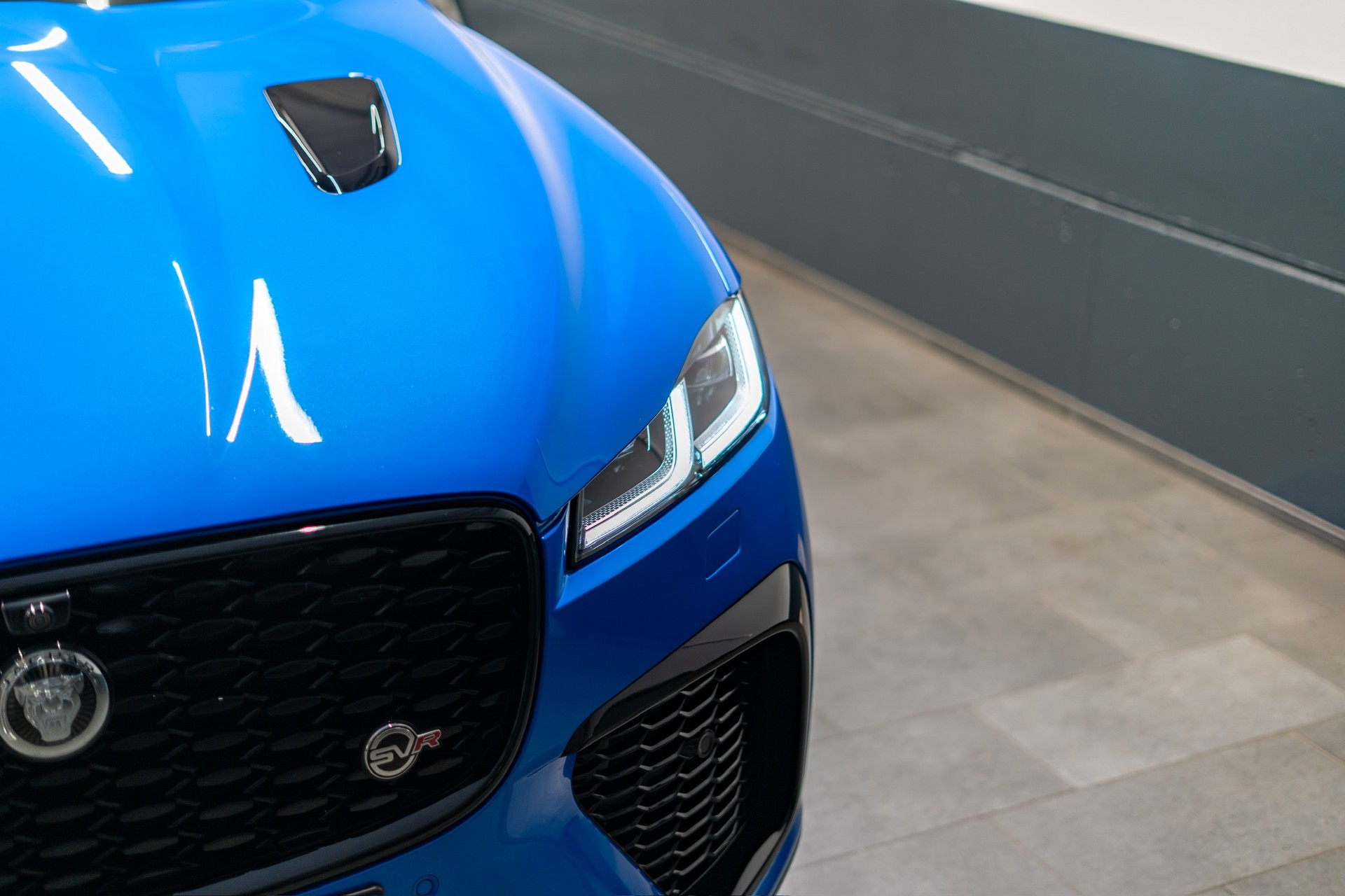 JAGUAR F-Pace 5.0 V8 SVR P550 AWD 5 Jahre Werksgarantie ab 1. Inv. oder 150'000km-image-26