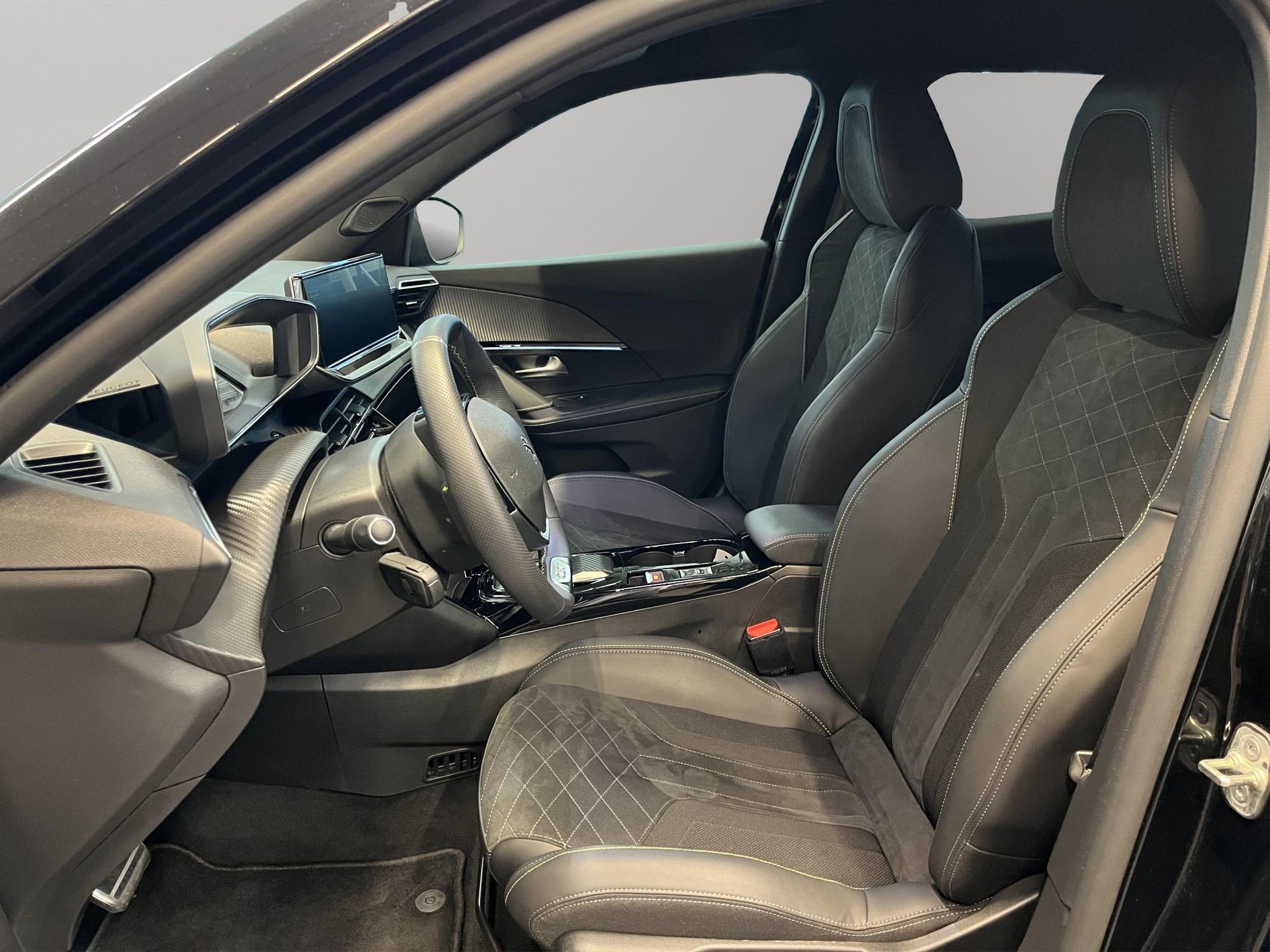 PEUGEOT 2008 e-GT Pack-image-6