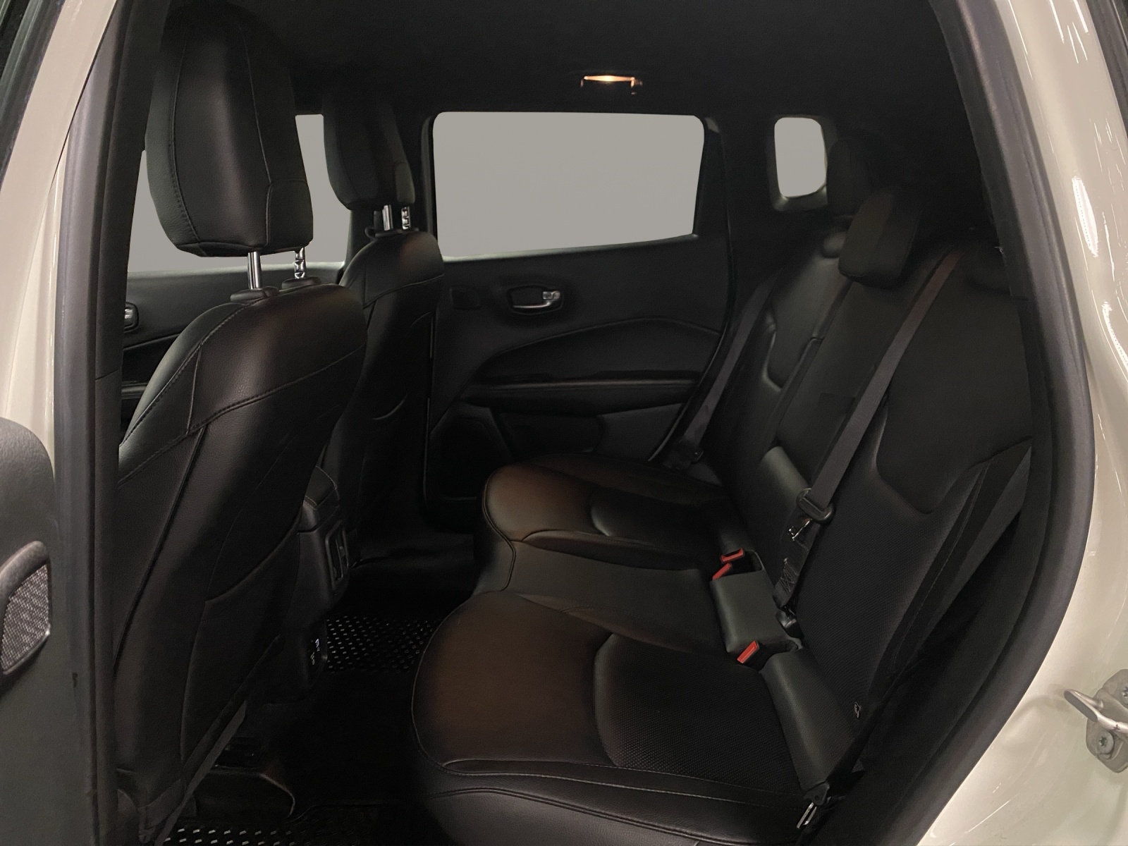 JEEP COMPASS 1.3 T PHEV S 240 AW-image-10