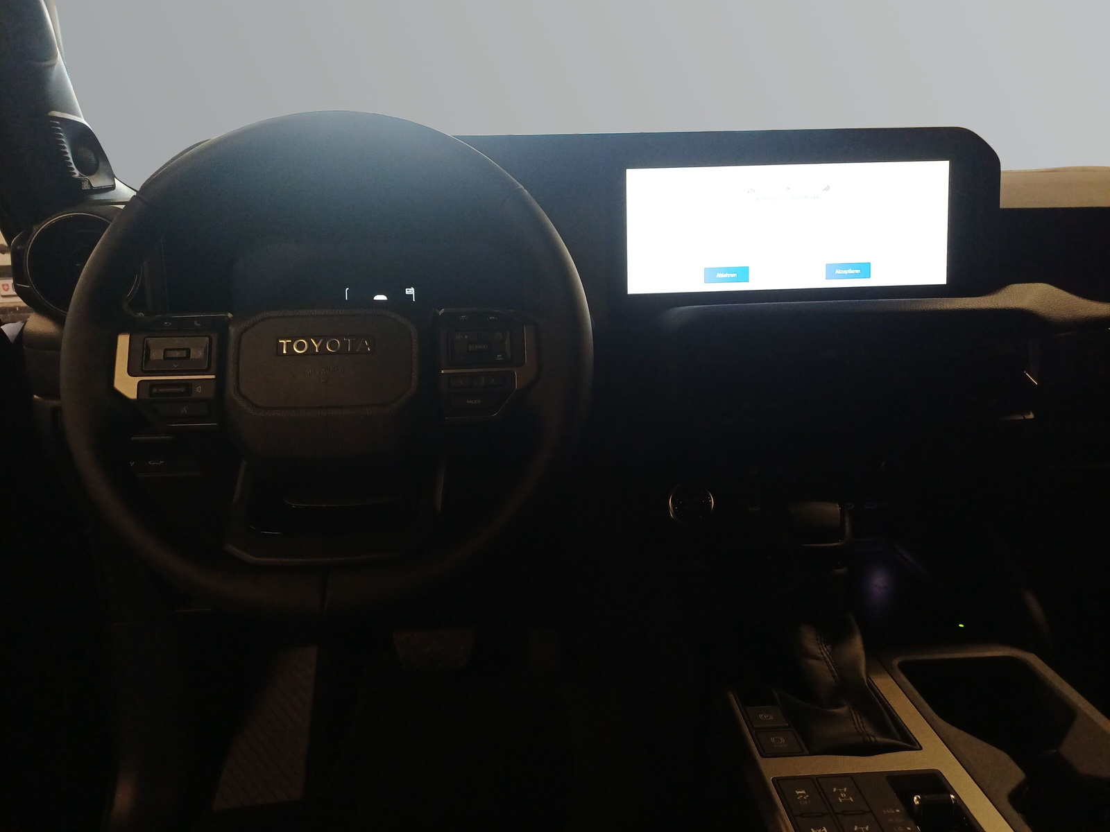 TOYOTA Land Cruiser 2.8 D 48V Invincible-image-7