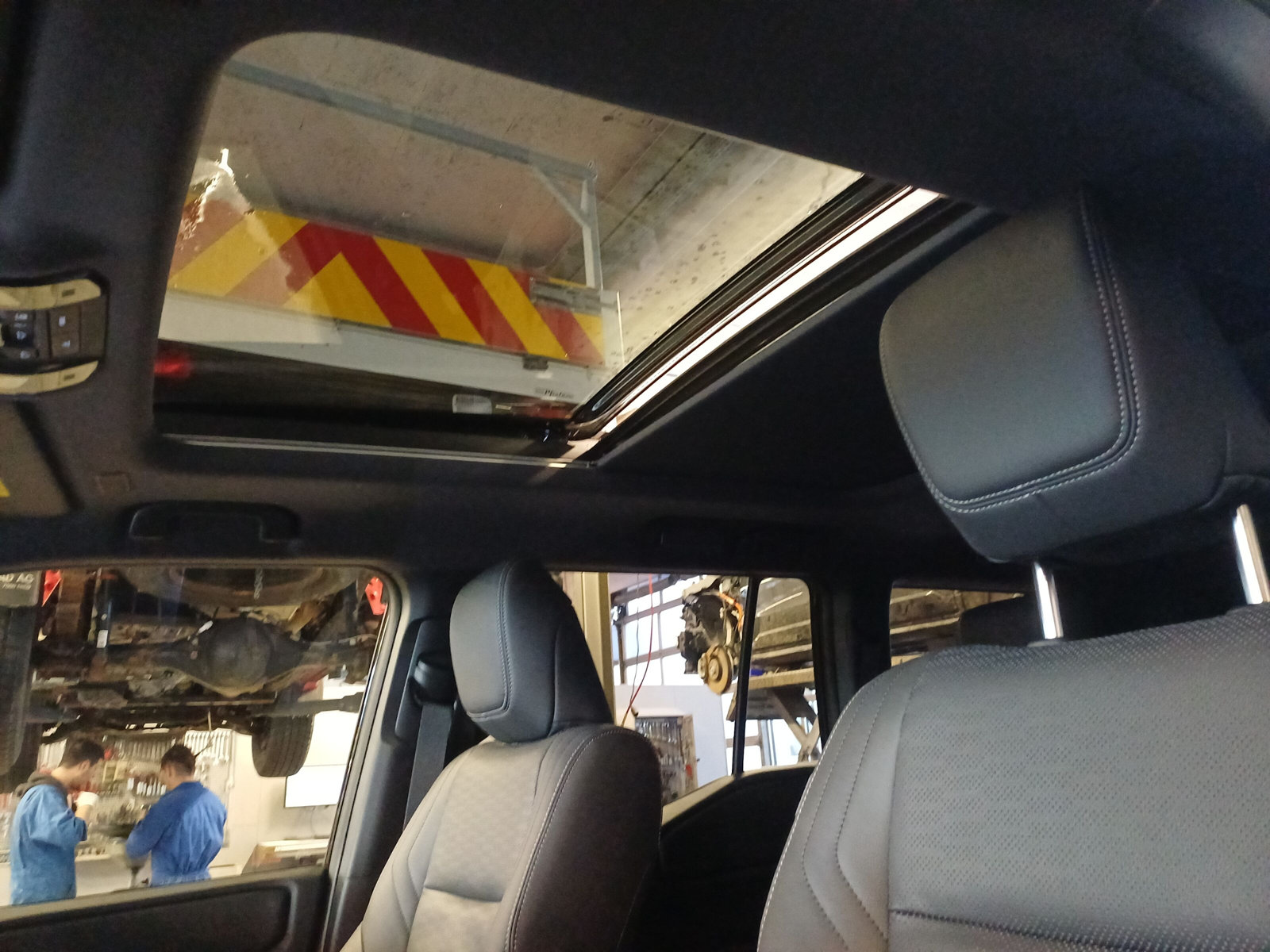 TOYOTA Land Cruiser 2.8 D 48V Invincible-image-6