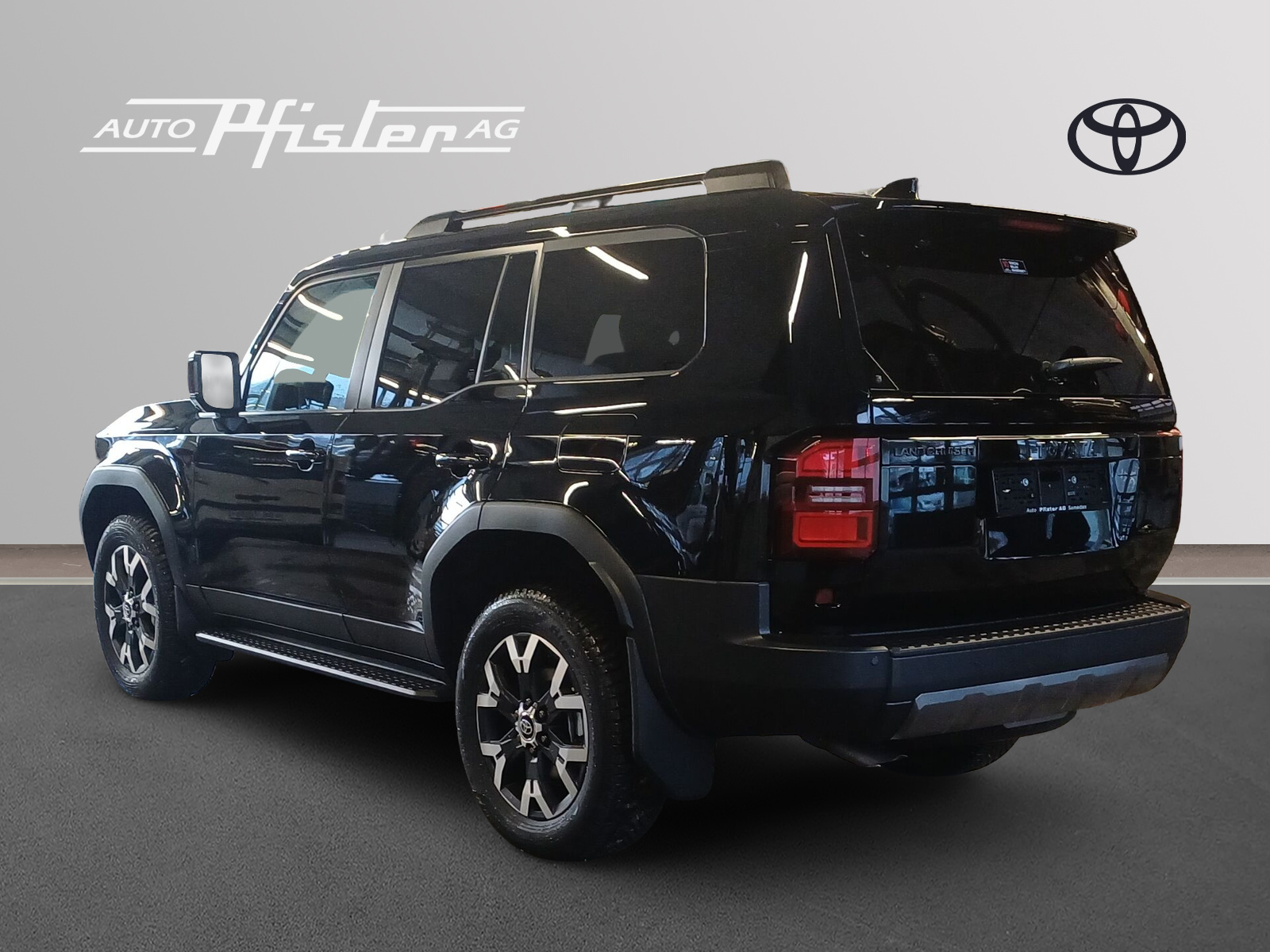 TOYOTA Land Cruiser 2.8 D 48V Invincible-image-3