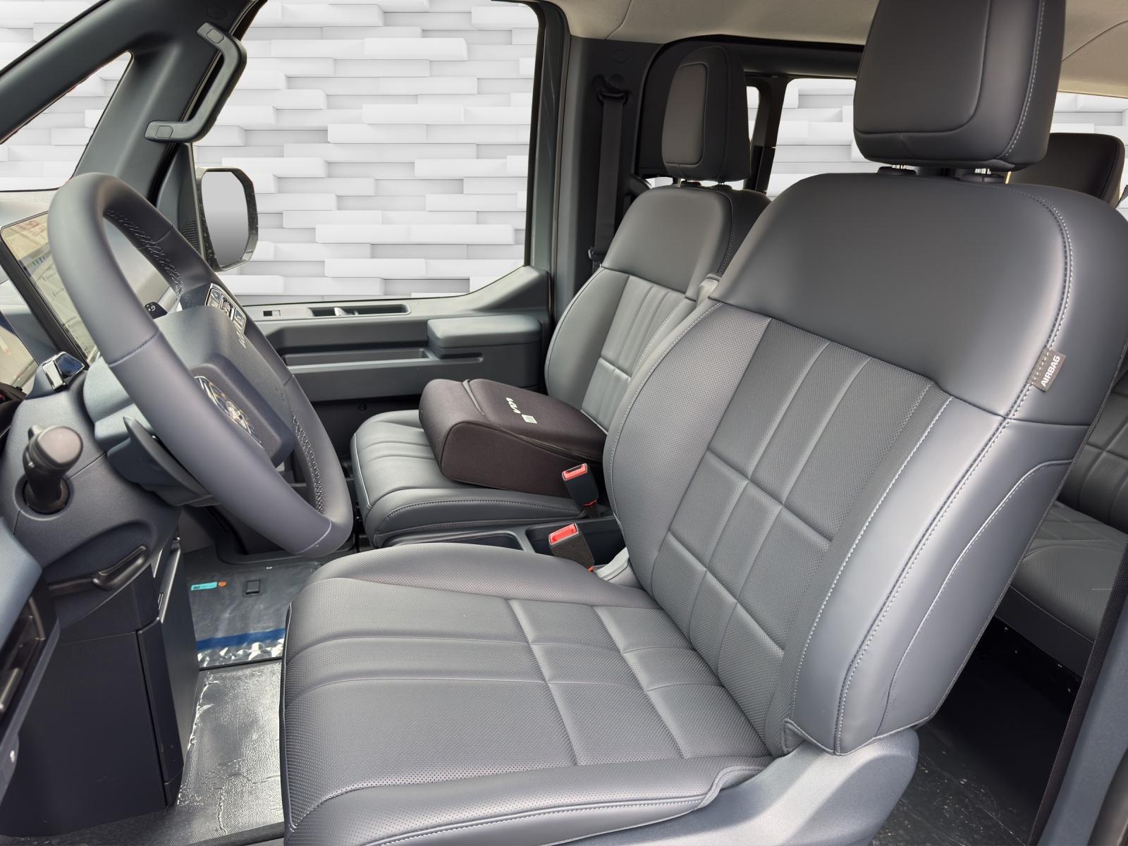 KIA PV5 Passenger 71.2 kWh Elite-image-5