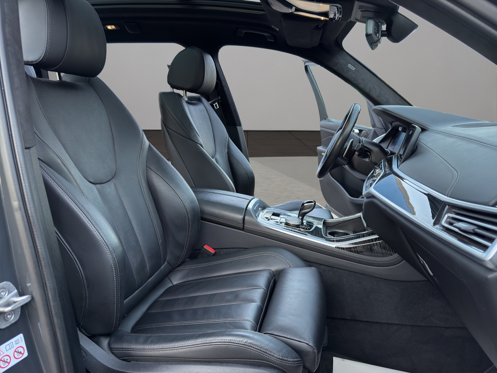 BMW X7 xDrive 48V 40d Steptronic-image-15