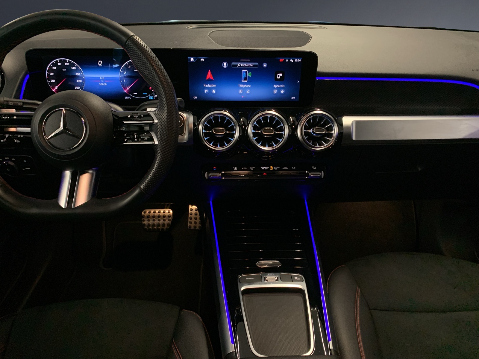 MERCEDES-BENZ GLB 250 4Matic 8G-Tronic-image-7